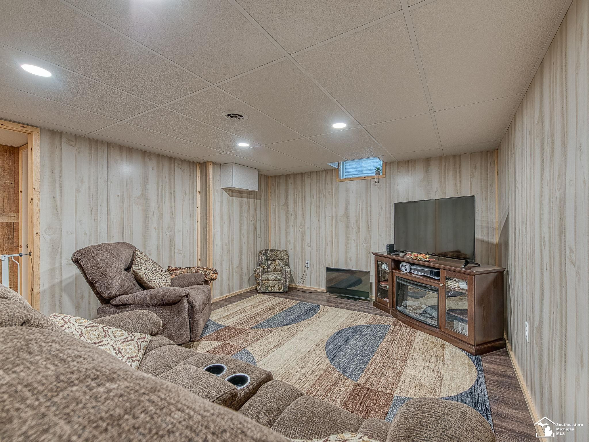 9489 Raisin Street, Maybee, MI — Photo 24