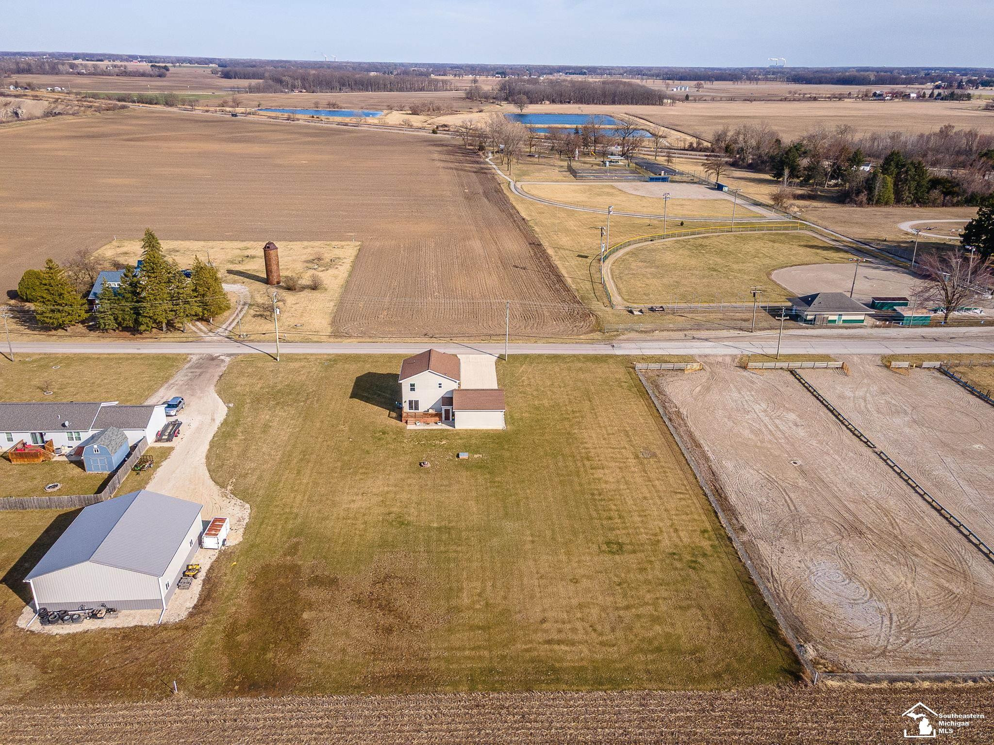 9489 Raisin Street, Maybee, MI — Photo 43
