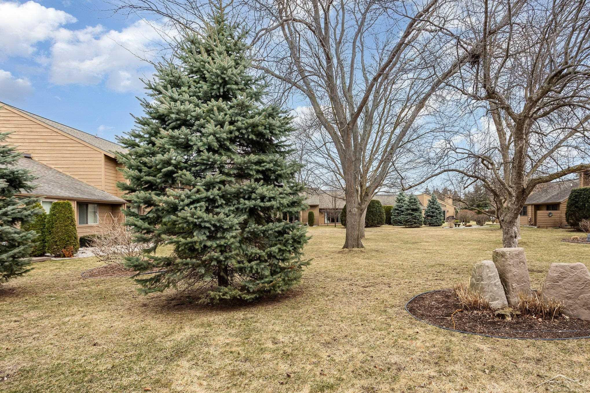 844 Fairlane Court Court, 7, Saginaw, MI 48609 — Photo 17