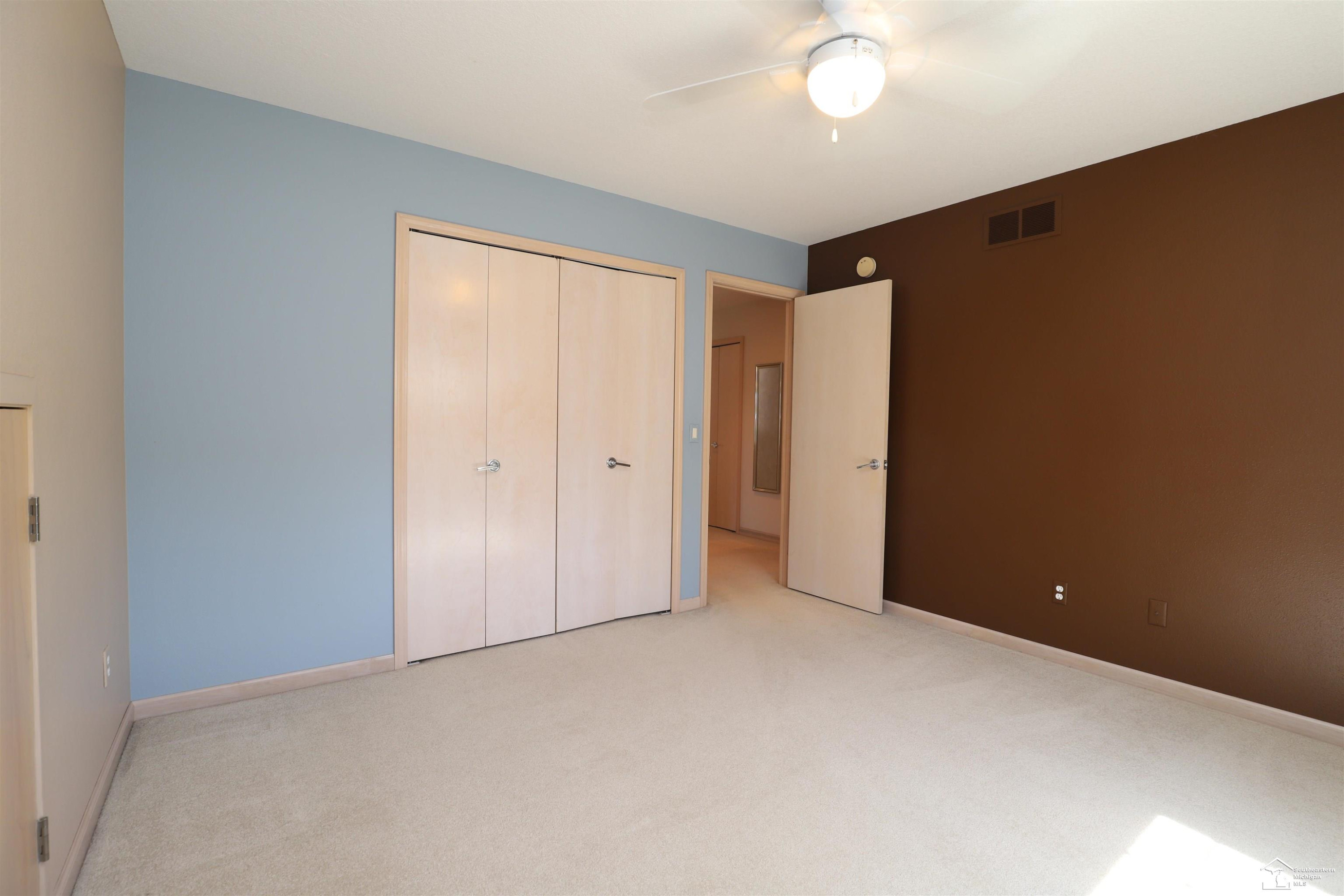7241 Hidden Valley Drive, Lambertville, MI 48144 — Photo 33