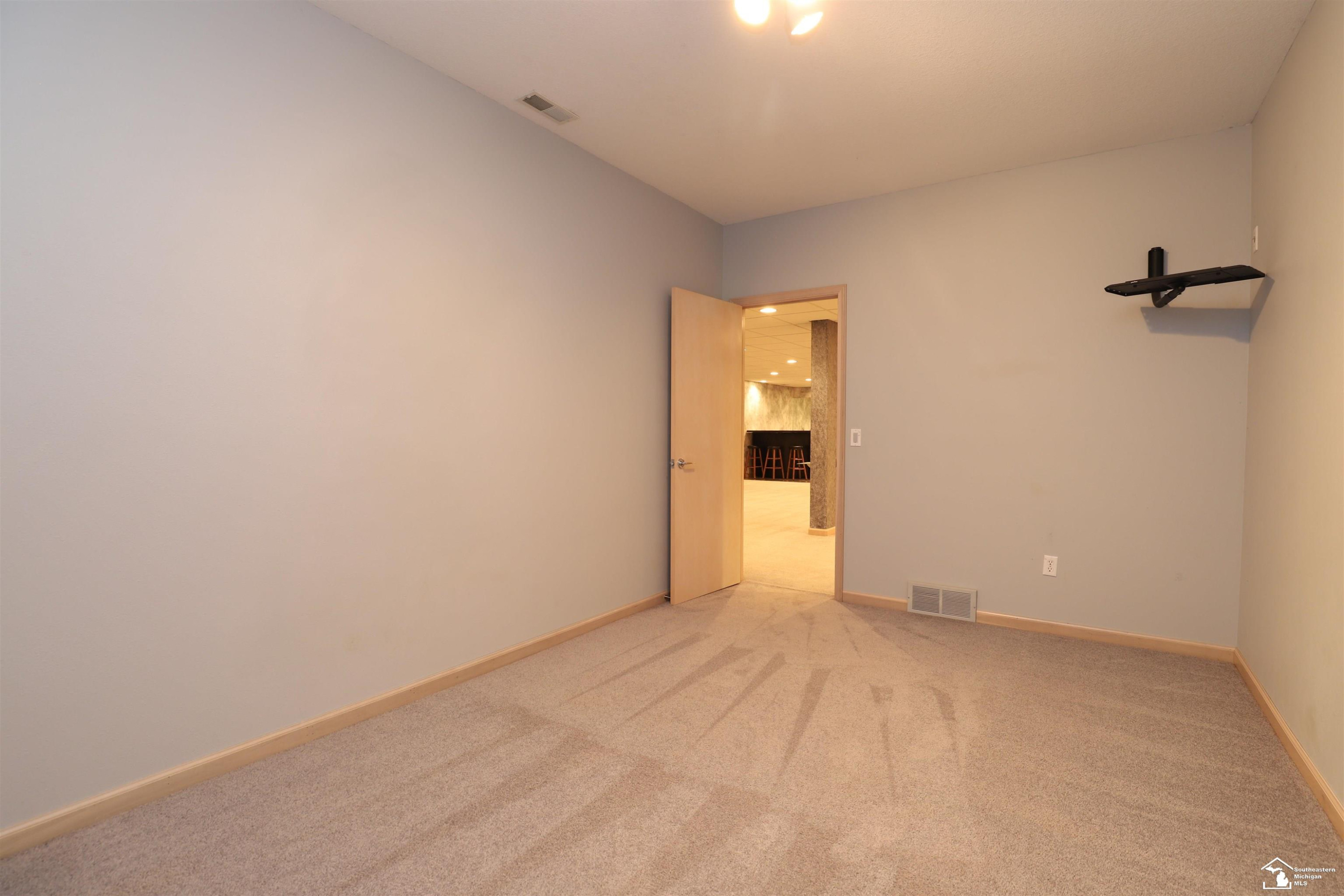 7241 Hidden Valley Drive, Lambertville, MI 48144 — Photo 35