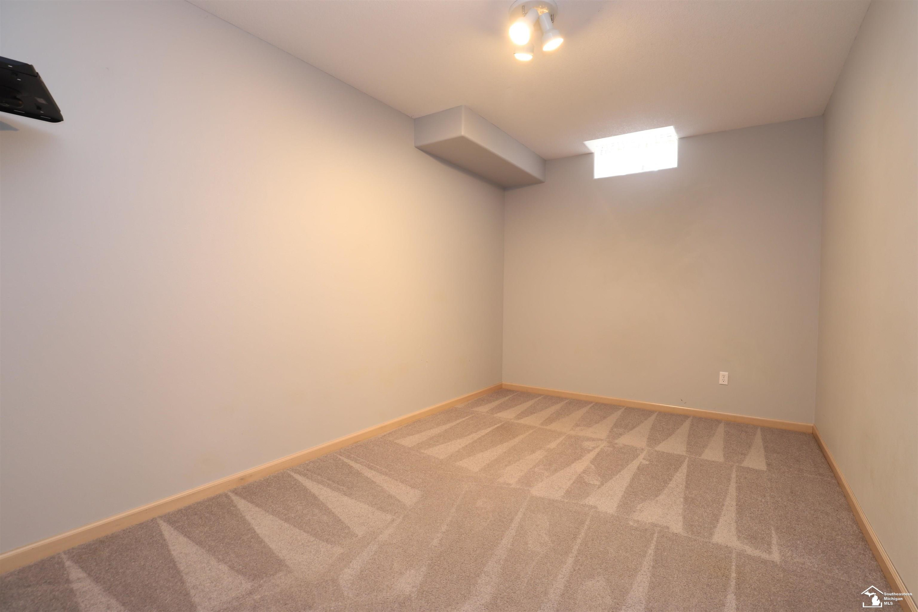 7241 Hidden Valley Drive, Lambertville, MI 48144 — Photo 36