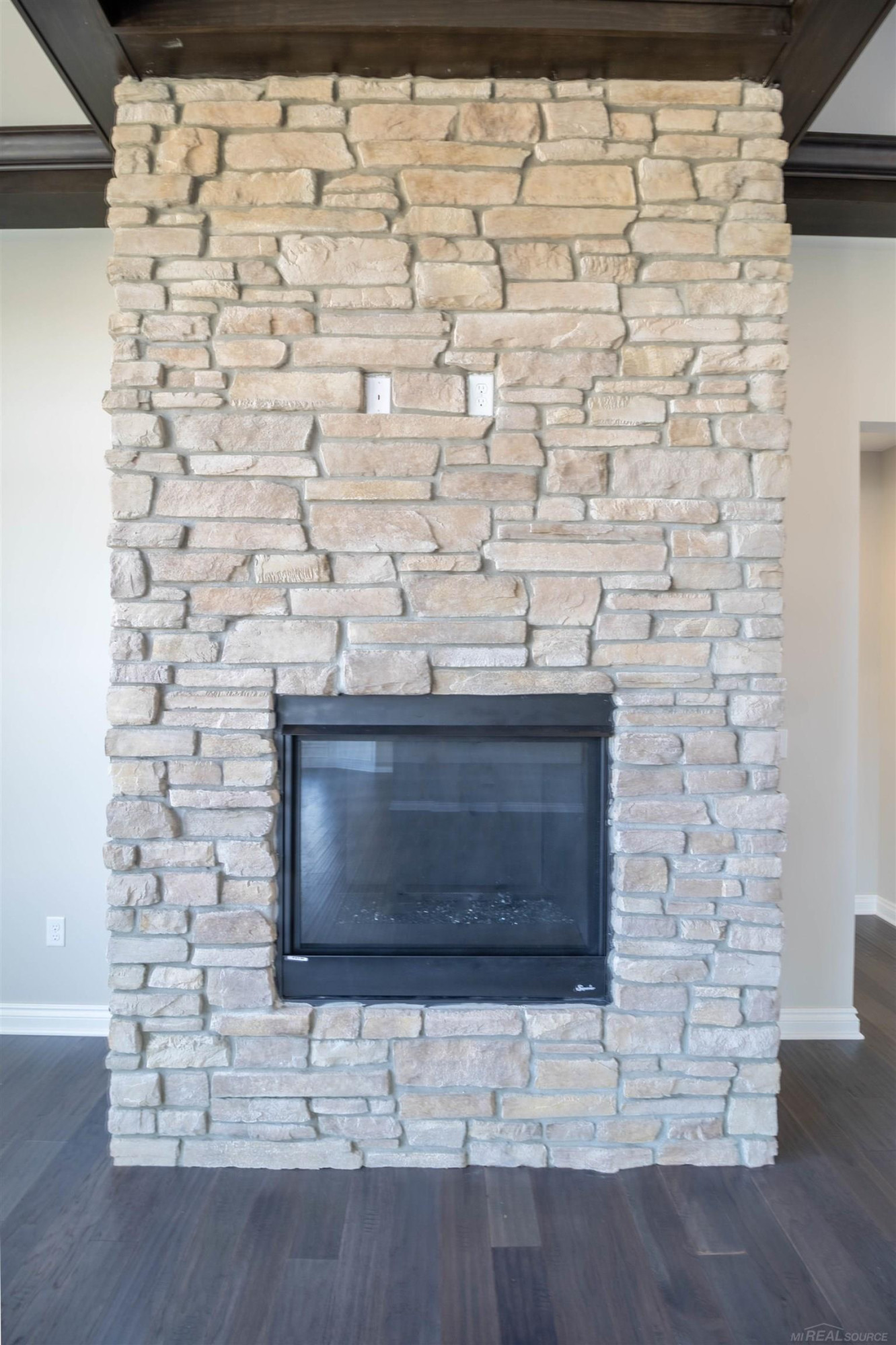 7499 Mulberry Drive, MI 48095 — Photo 11
