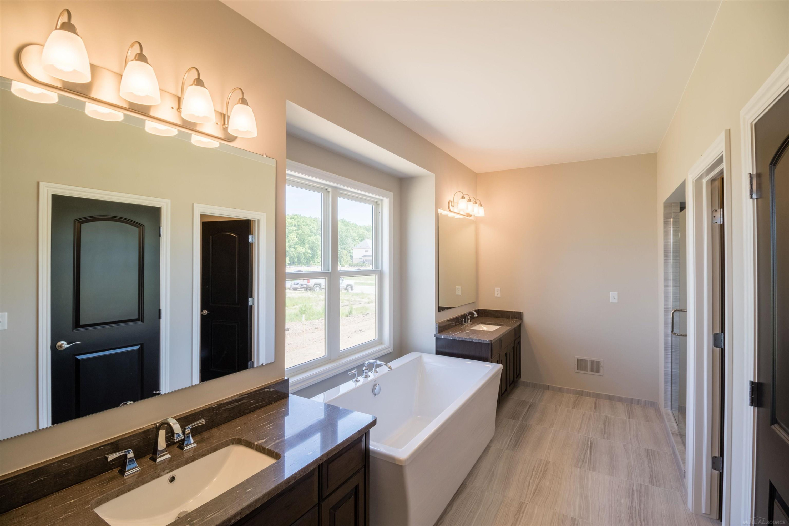 7499 Mulberry Drive, MI 48095 — Photo 16