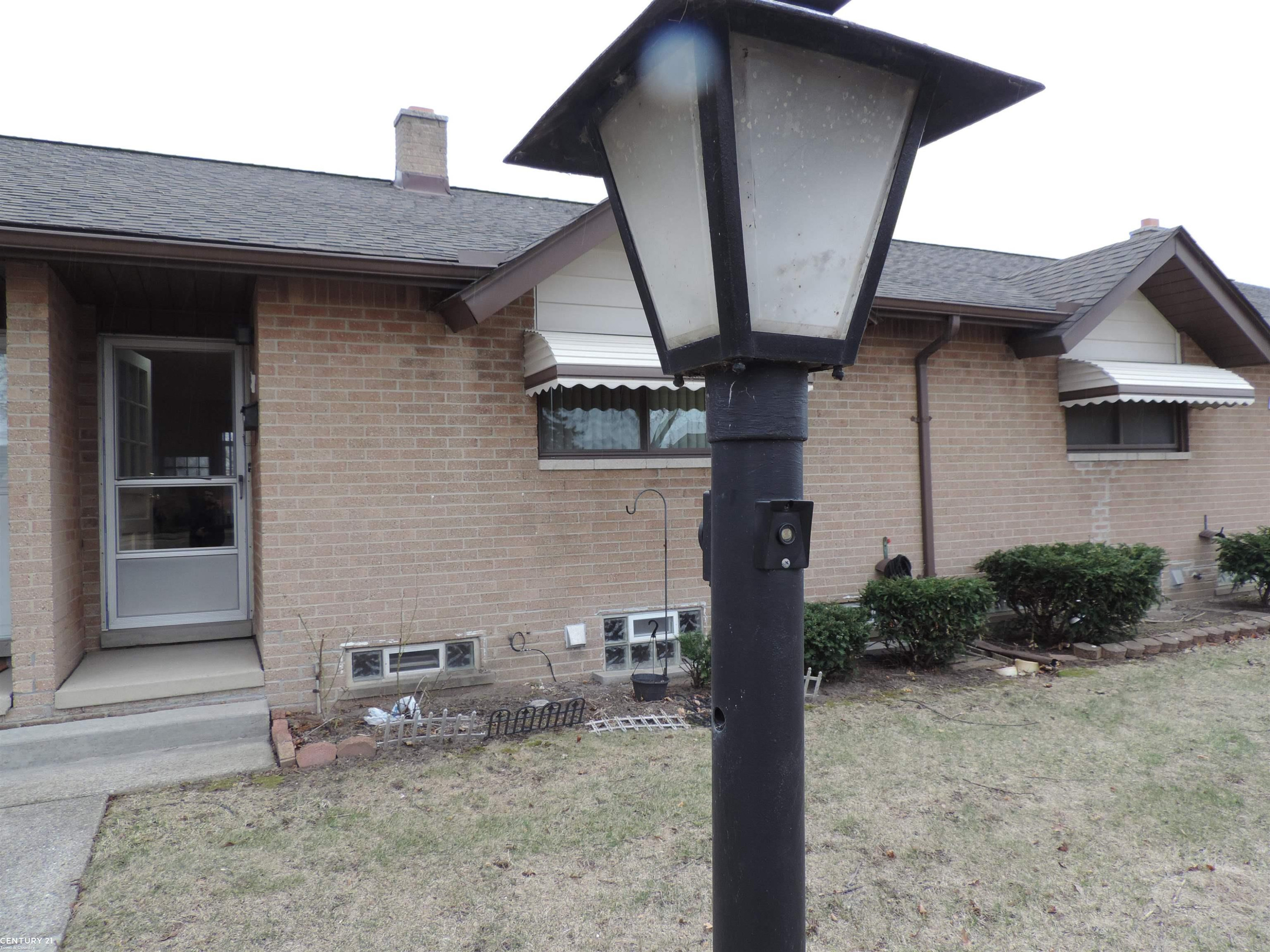 8401 18 Mile Road, J174, Sterling Heights, MI 48313 — front exterior