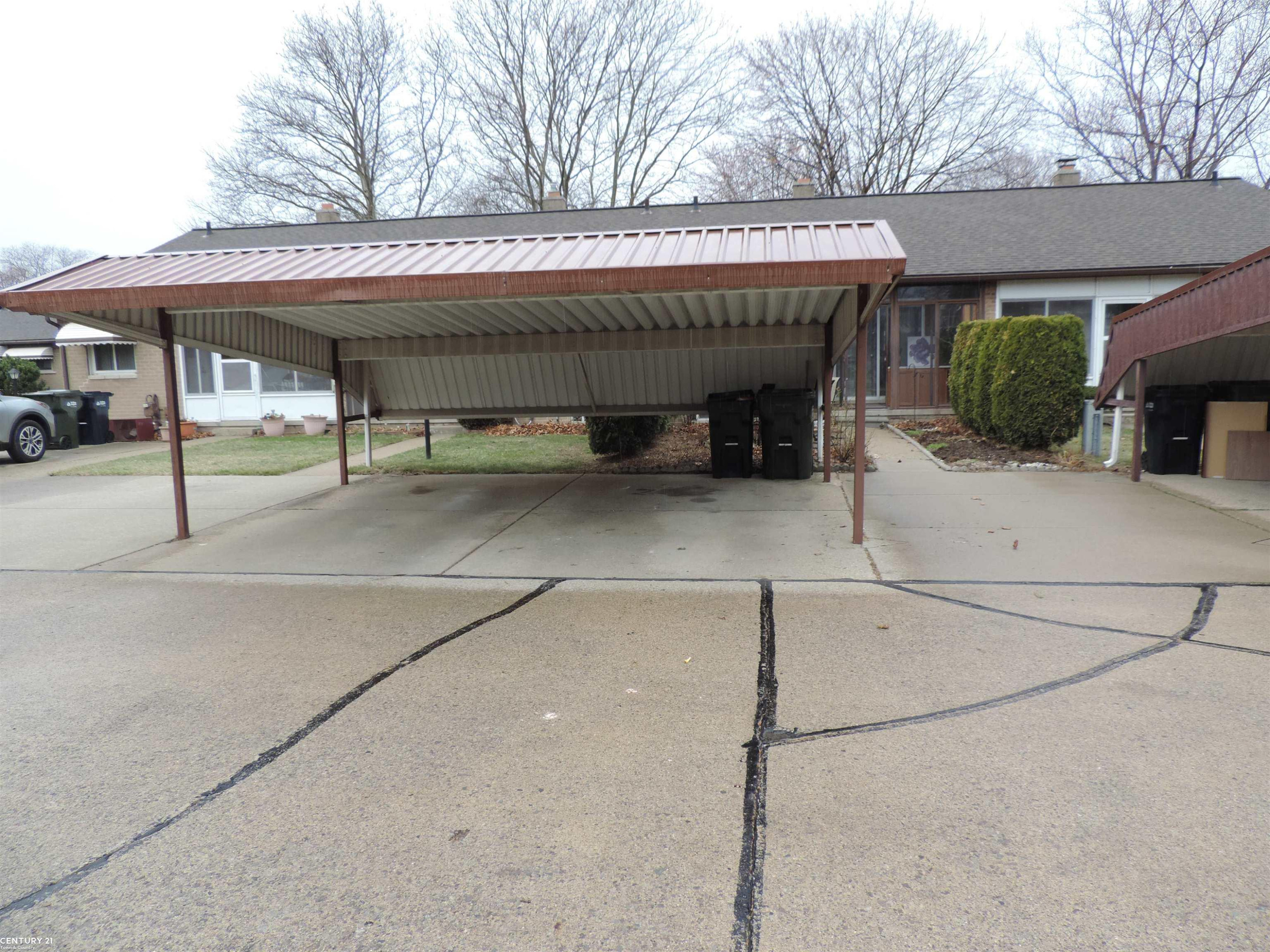 8401 18 Mile Road, J174, Sterling Heights, MI 48313 — Photo 3