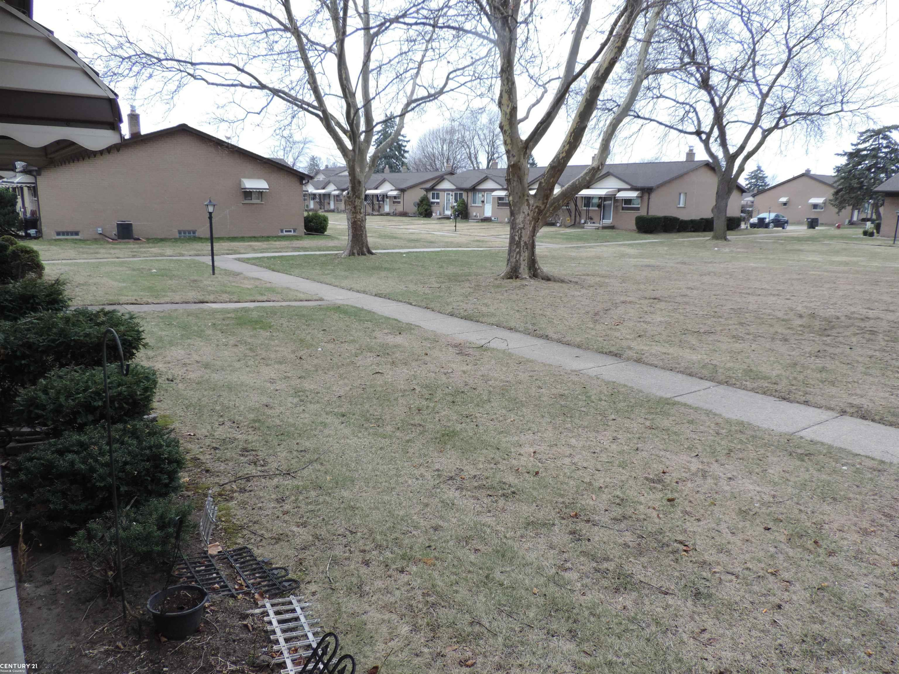 8401 18 Mile Road, J174, Sterling Heights, MI 48313 — Photo 20