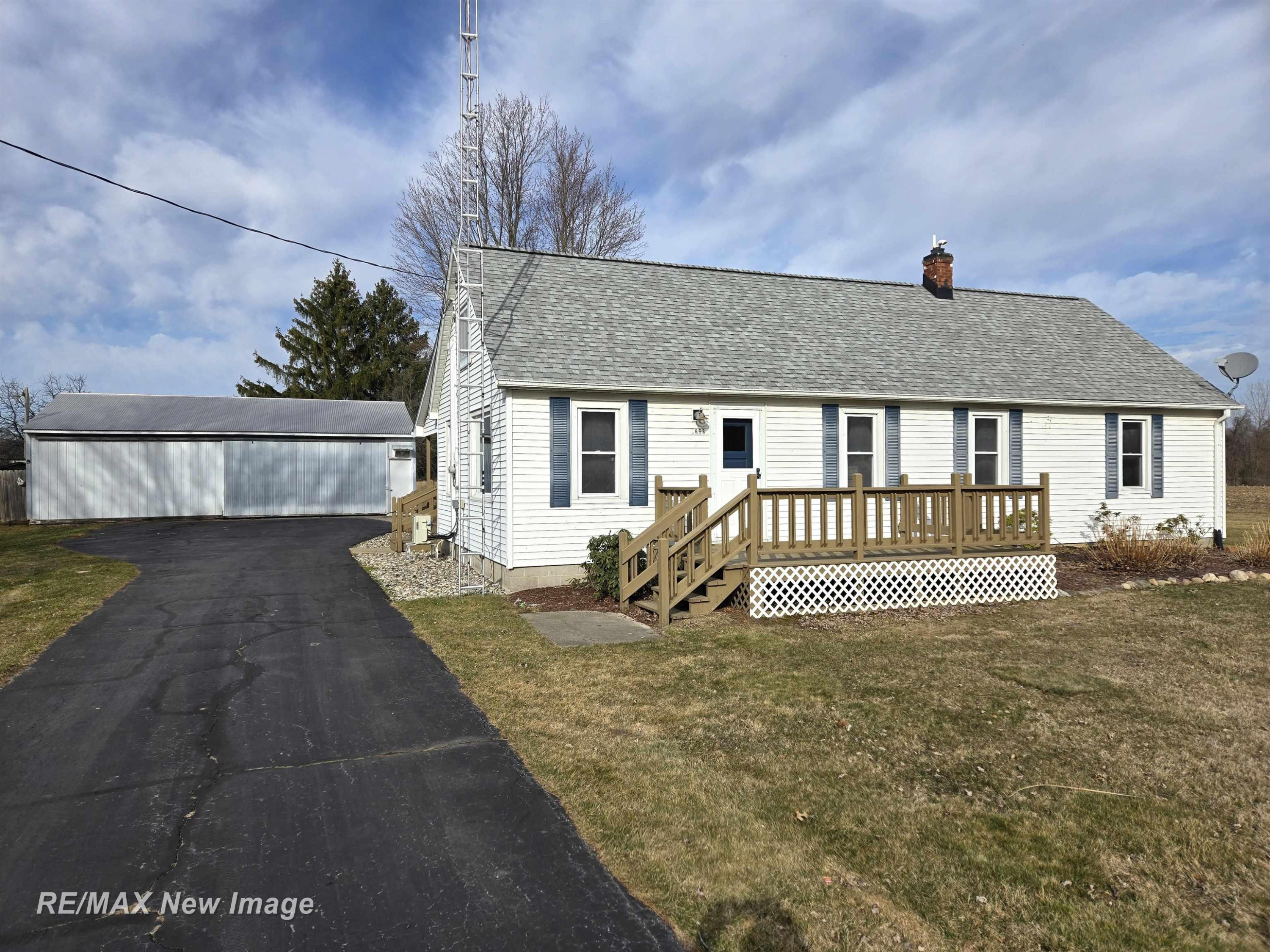 8656 S Raucholz Road, Saint Charles, MI 48655 — front exterior