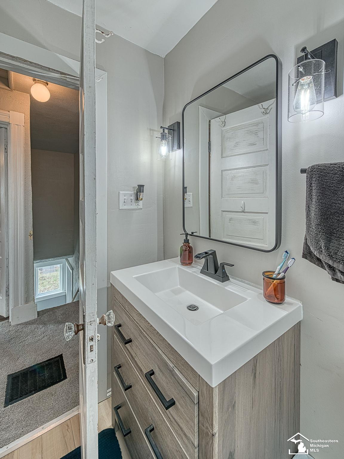 12865 Matthews Street, Carleton, MI 48117 — Photo 8