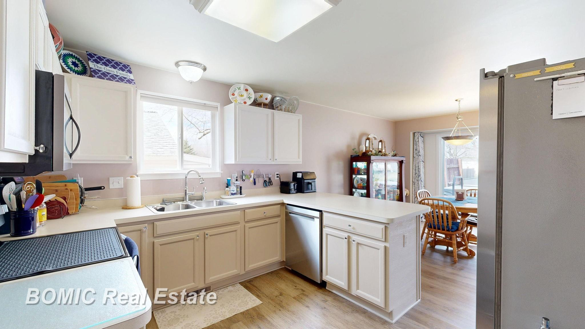 8029 Brentwood Drive, Birch Run, MI 48415 — Photo 3