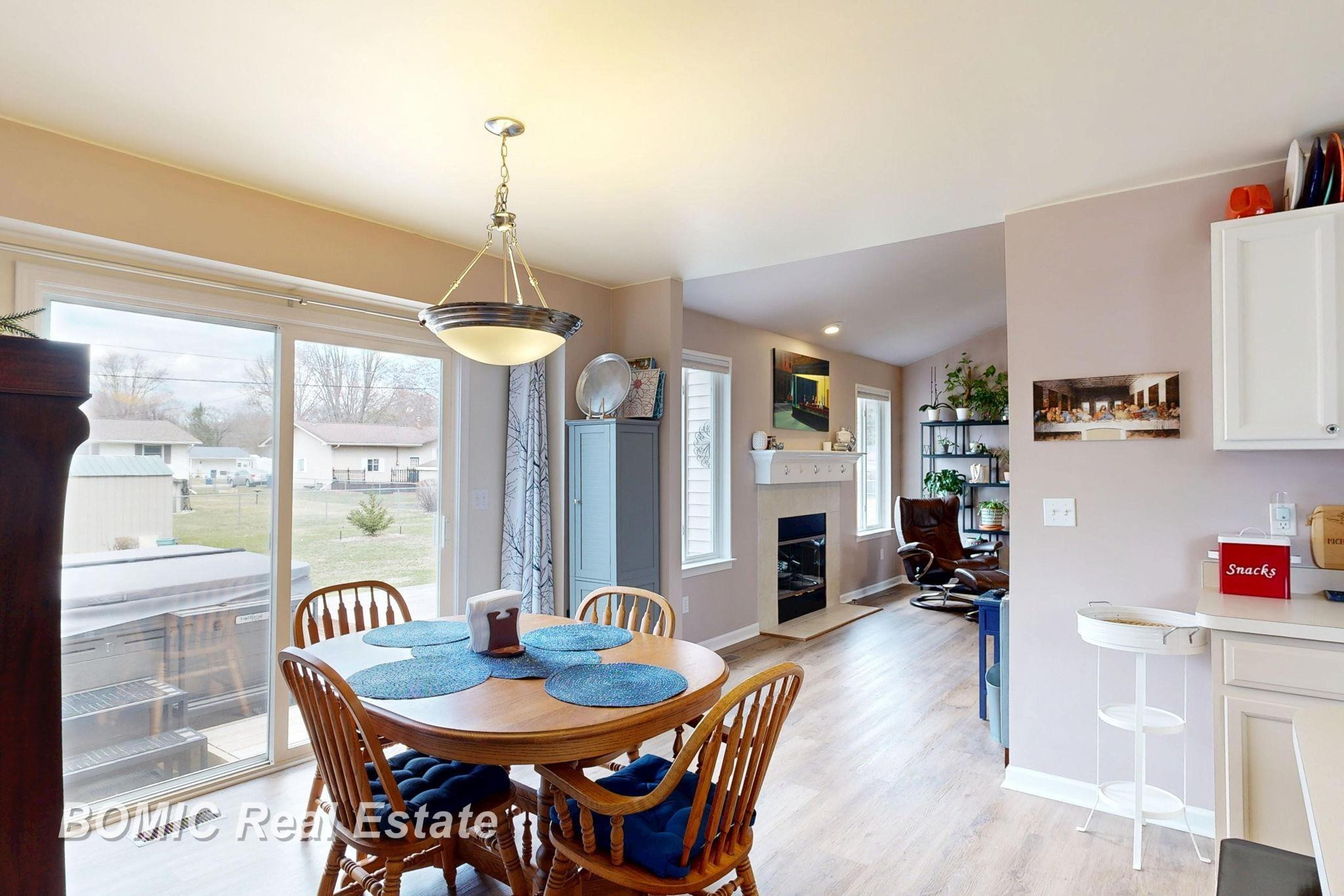 8029 Brentwood Drive, Birch Run, MI 48415 — Photo 6