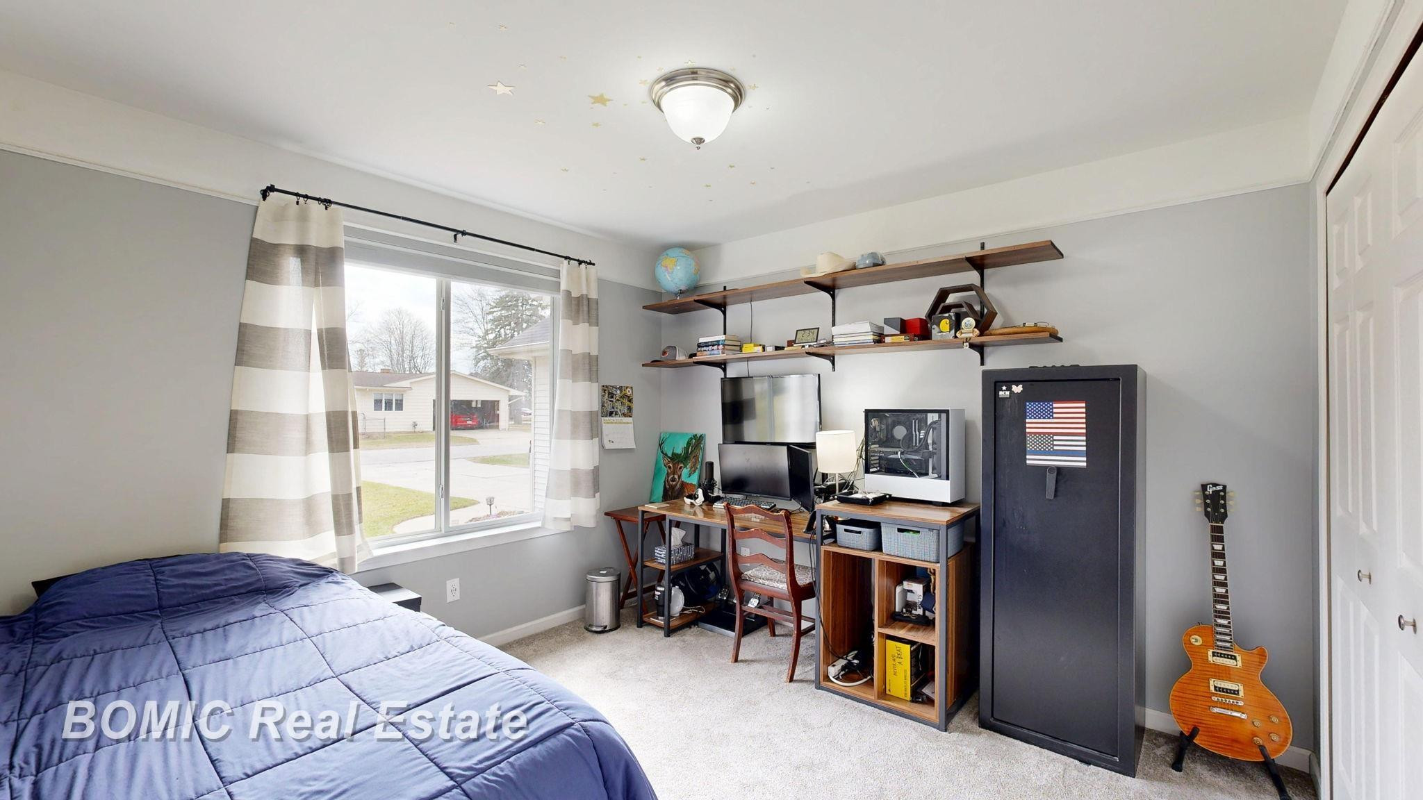 8029 Brentwood Drive, Birch Run, MI 48415 — Photo 16