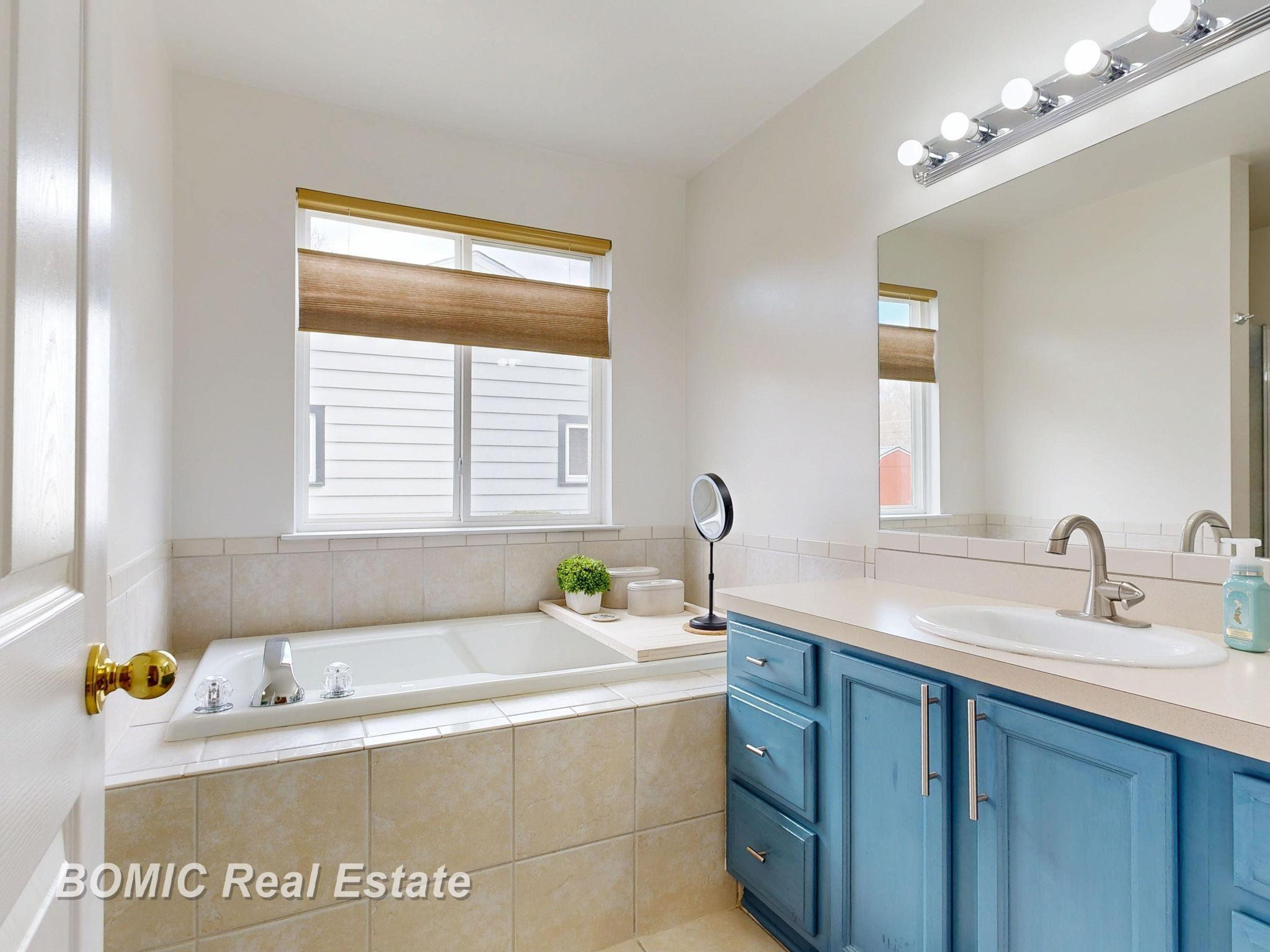 8029 Brentwood Drive, Birch Run, MI 48415 — Photo 25