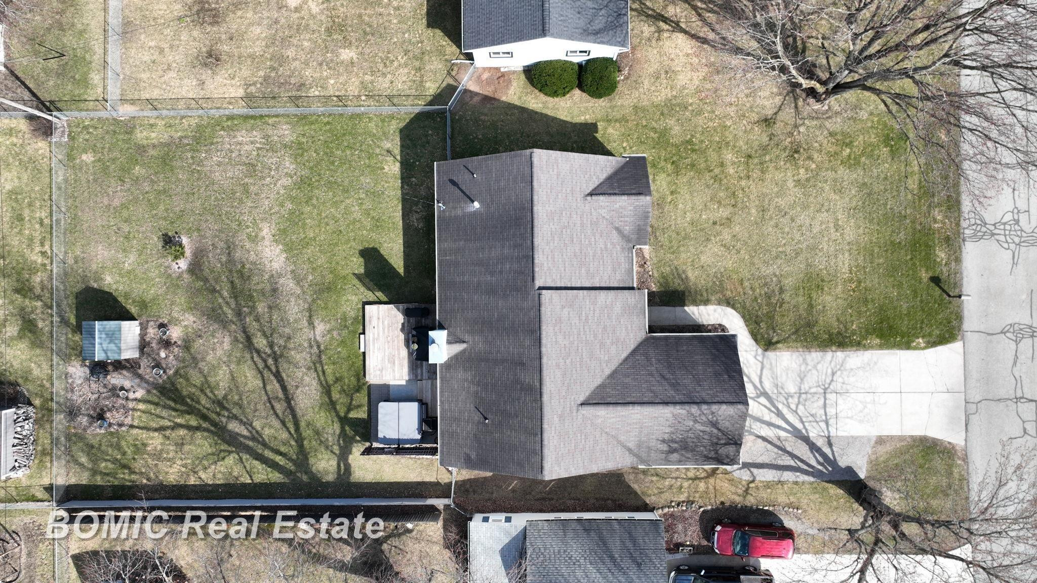 8029 Brentwood Drive, Birch Run, MI 48415 — Photo 38