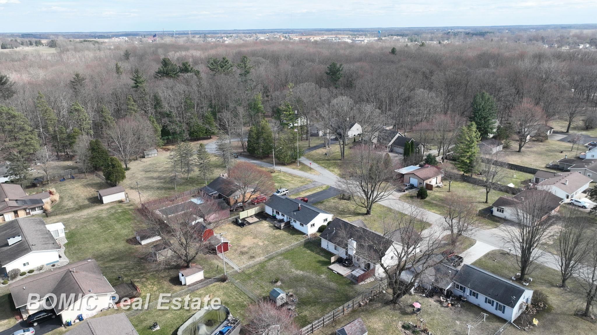 8029 Brentwood Drive, Birch Run, MI 48415 — Photo 41
