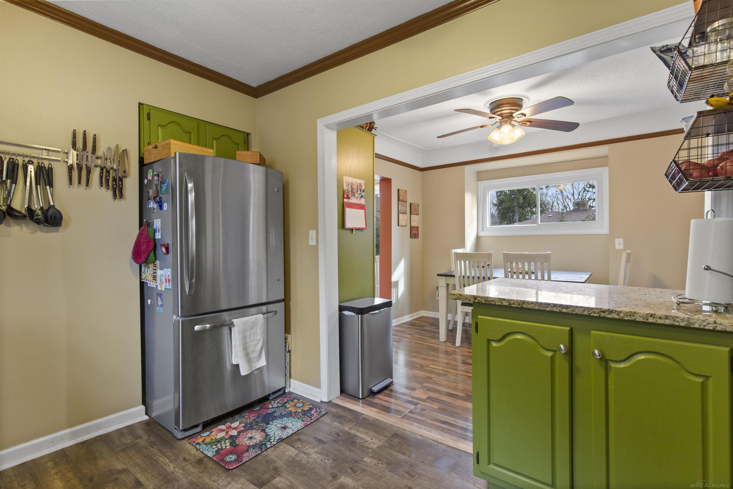 918 N Washington Avenue, Royal Oak, MI 48067 — Photo 11