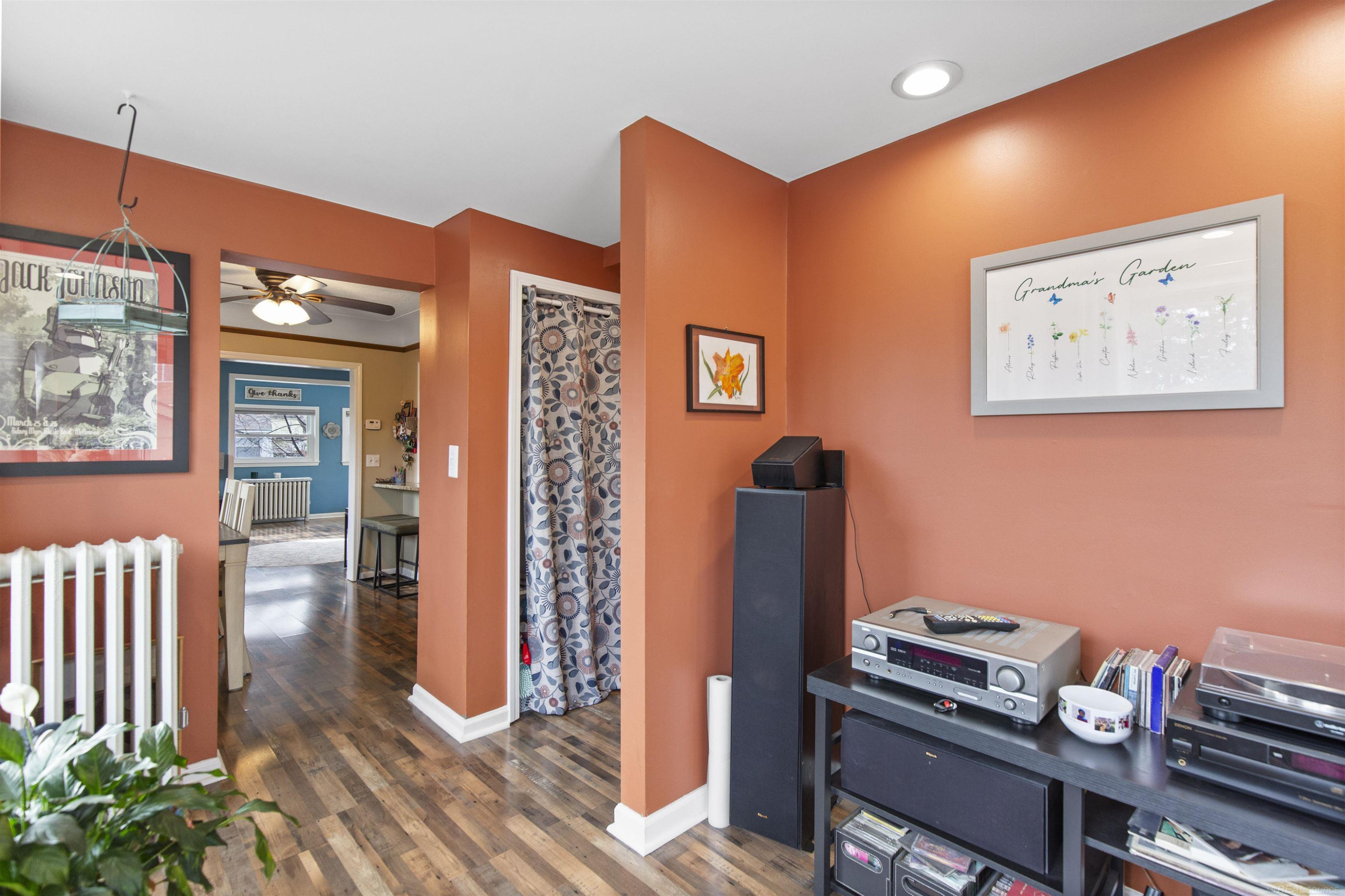 918 N Washington Avenue, Royal Oak, MI 48067 — Photo 13