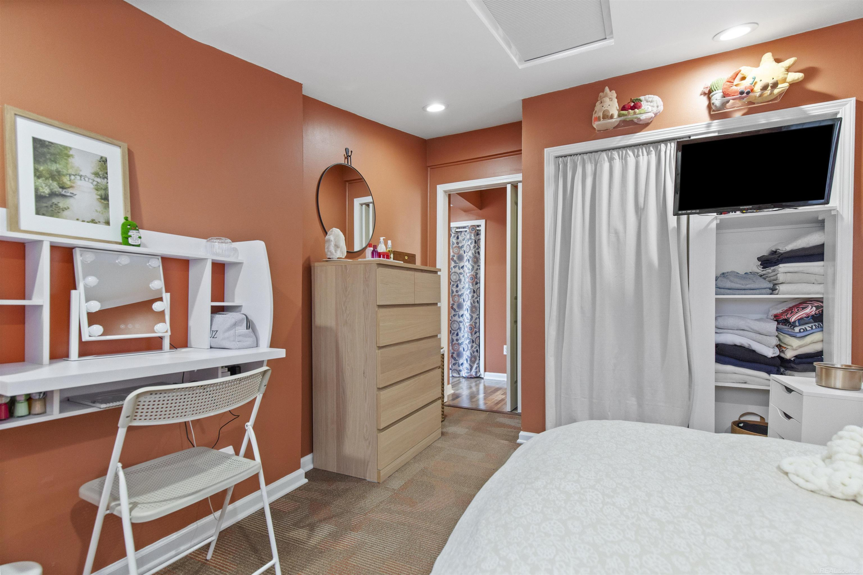 918 N Washington Avenue, Royal Oak, MI 48067 — Photo 18