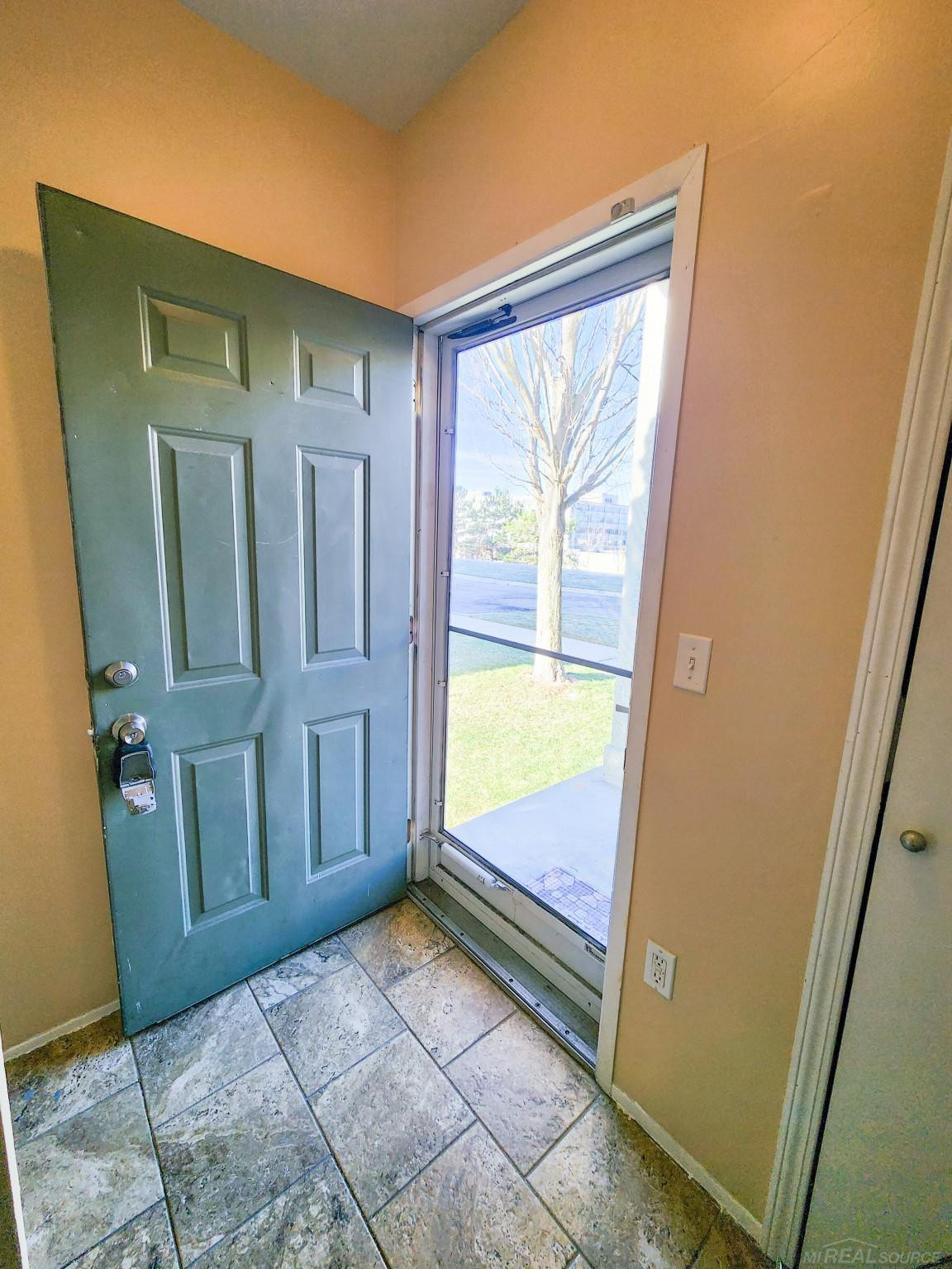 23276 Poplar Drive, Southfield, MI 48075 — Photo 22