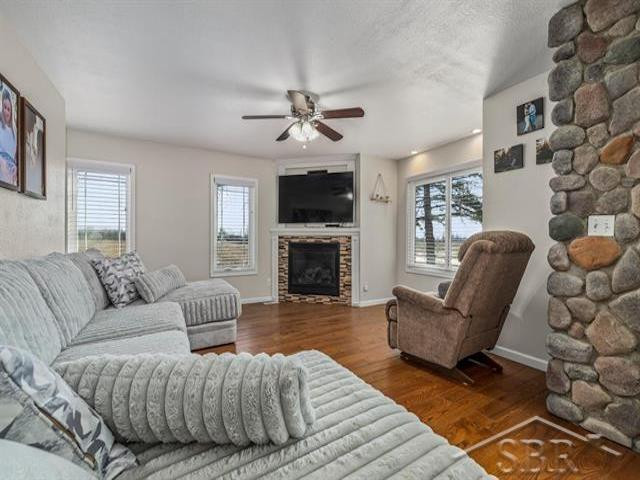 5860 N Center Road, Saginaw, MI 48604 — Photo 3