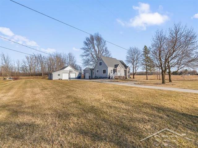 5860 N Center Road, Saginaw, MI 48604 — Photo 39