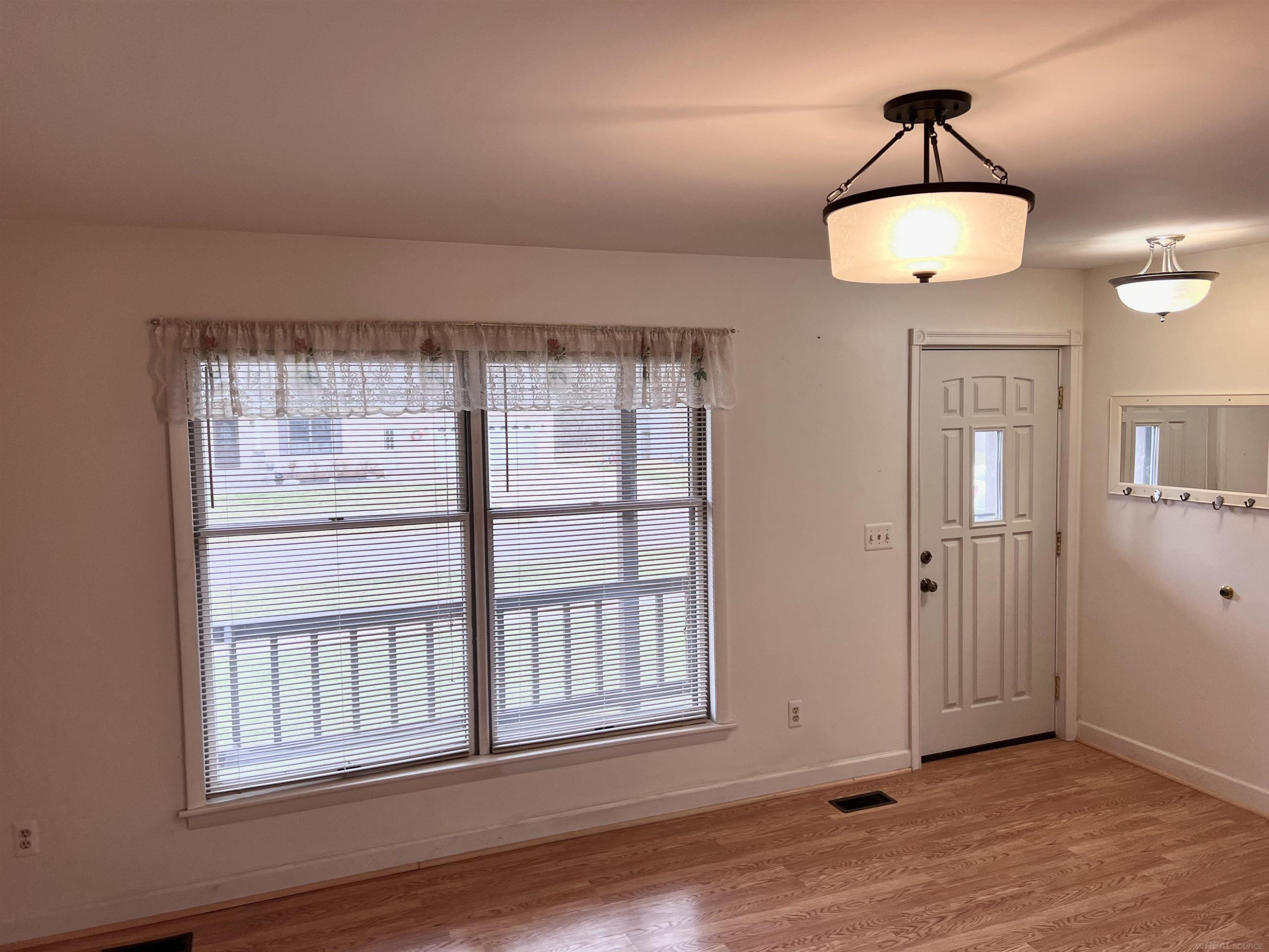 218 Jonathon Drive, Almont, MI 48033 — Photo 5