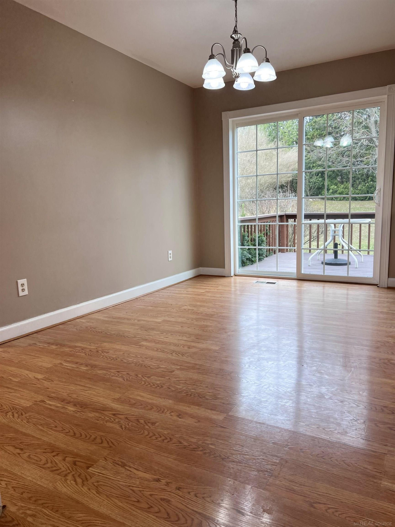 218 Jonathon Drive, Almont, MI 48033 — Photo 9