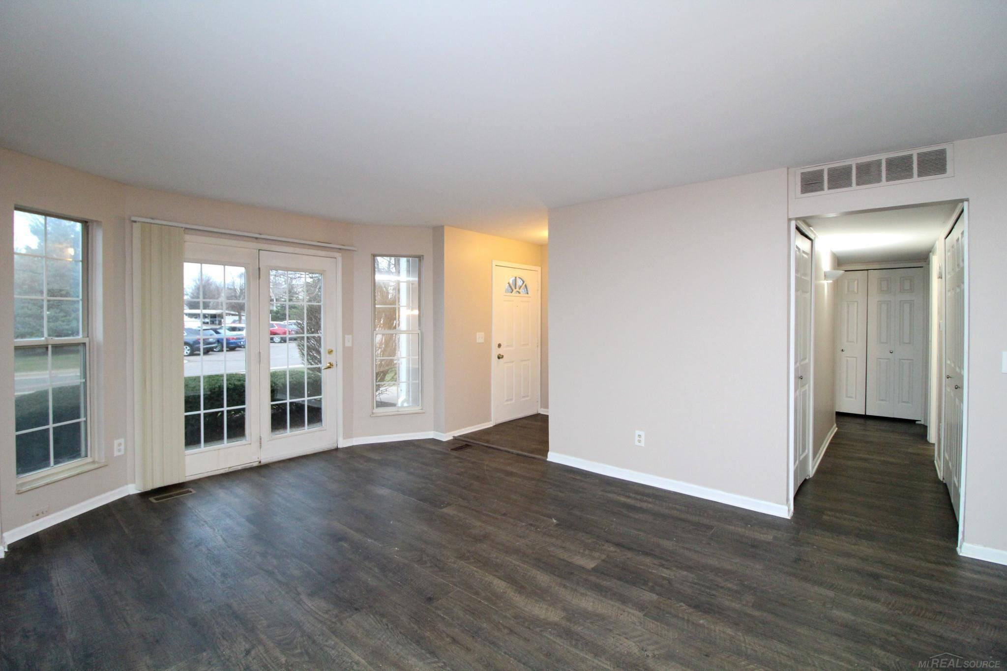 220 Oakbrooke Drive, 2, Lyons, MI 48178 — Photo 4