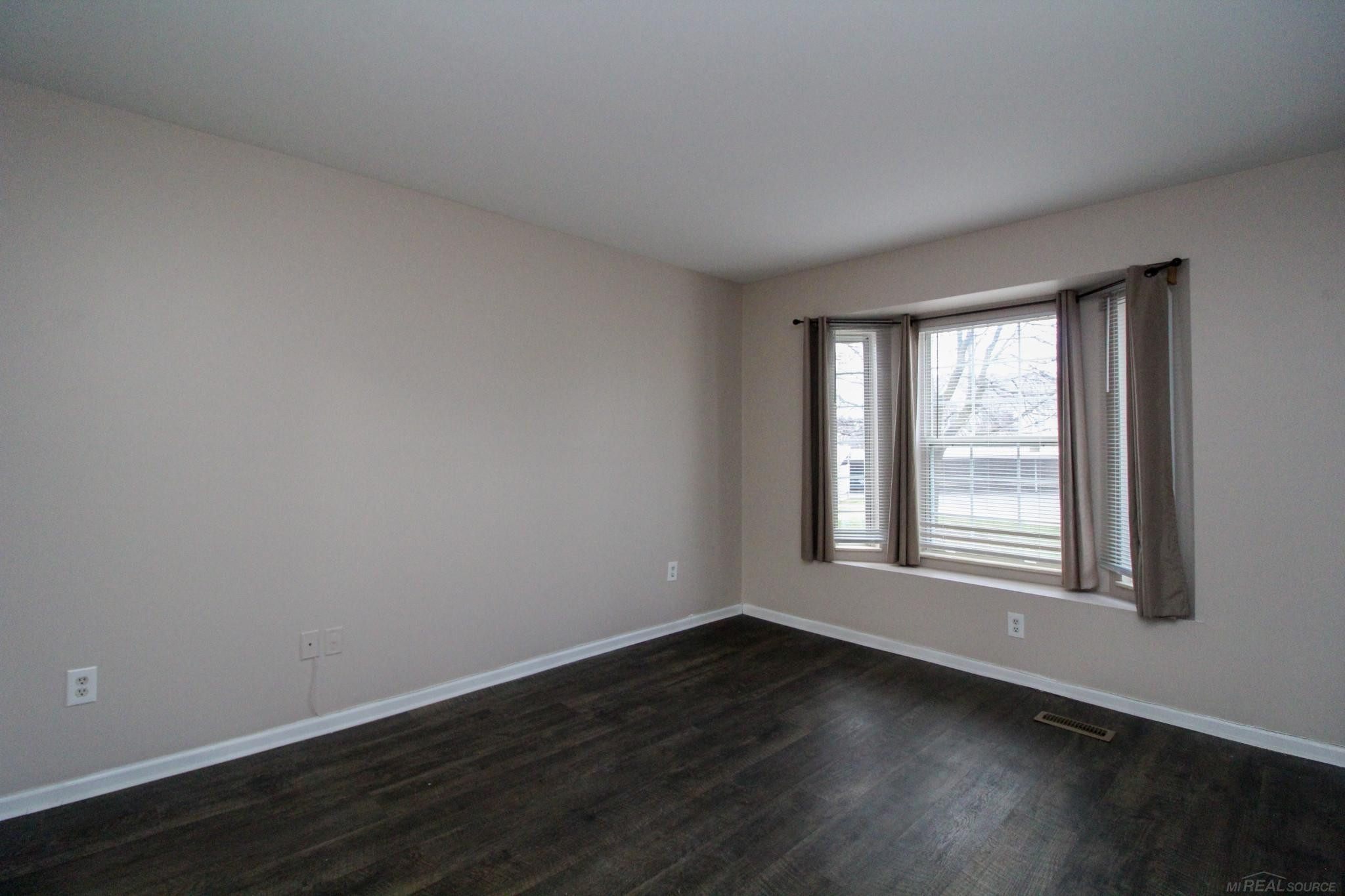 220 Oakbrooke Drive, 2, Lyons, MI 48178 — Photo 10