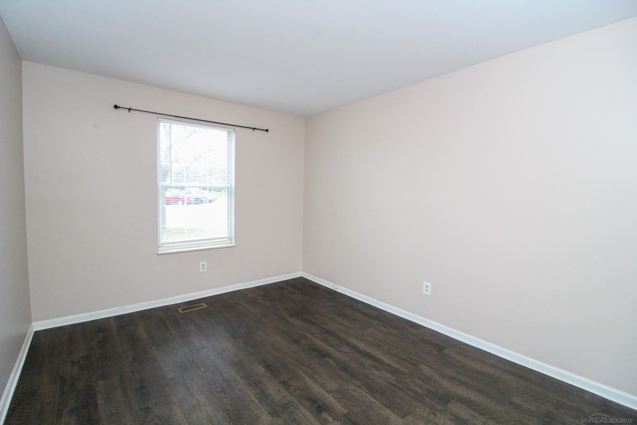 220 Oakbrooke Drive, 2, Lyons, MI 48178 — Photo 11