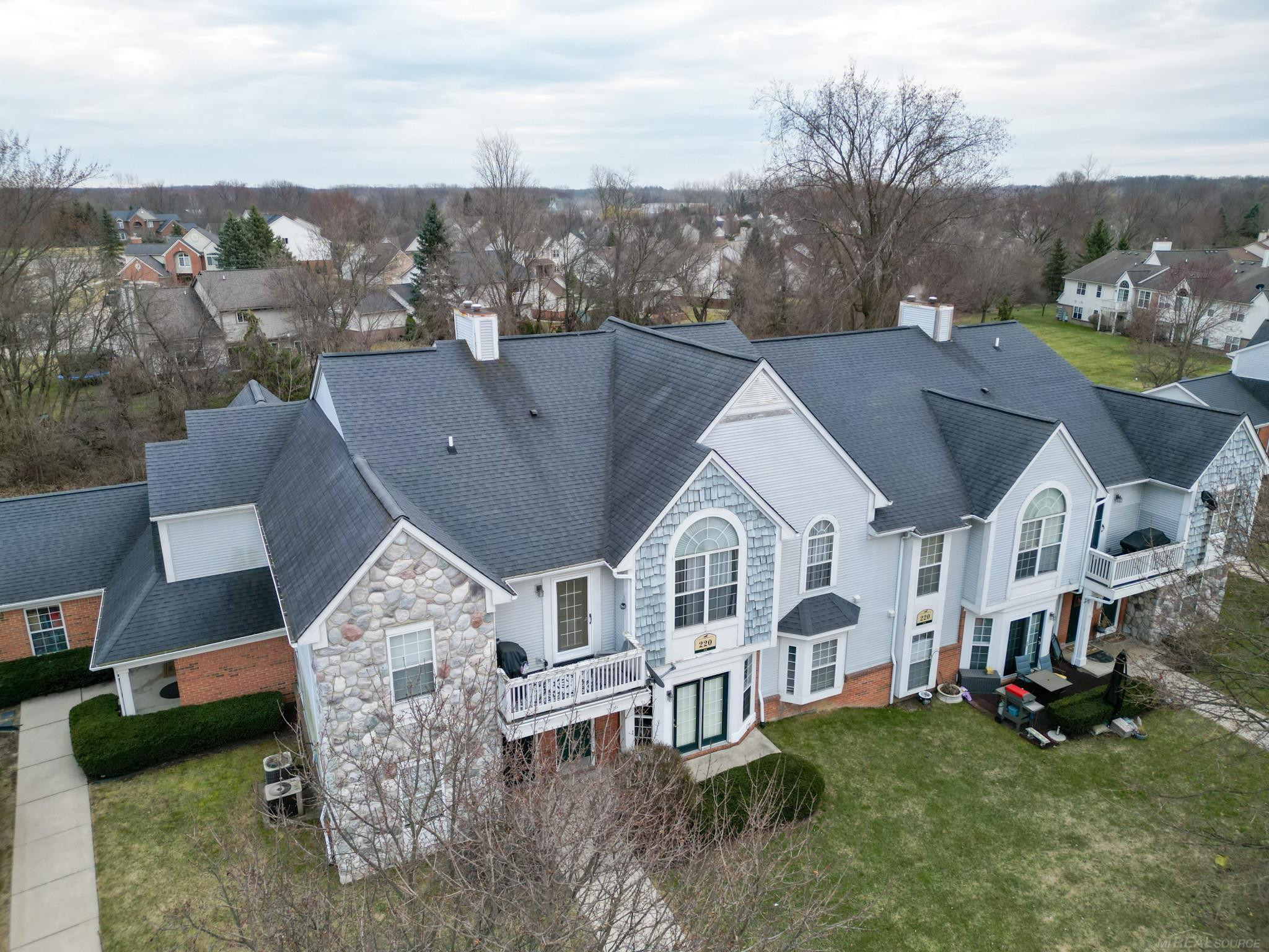 220 Oakbrooke Drive, 2, Lyons, MI 48178 — Photo 28