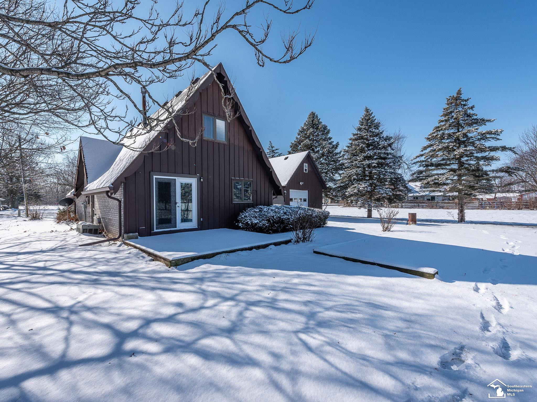 402 E Keegan Street, Deerfield, MI 49238 — Photo 6