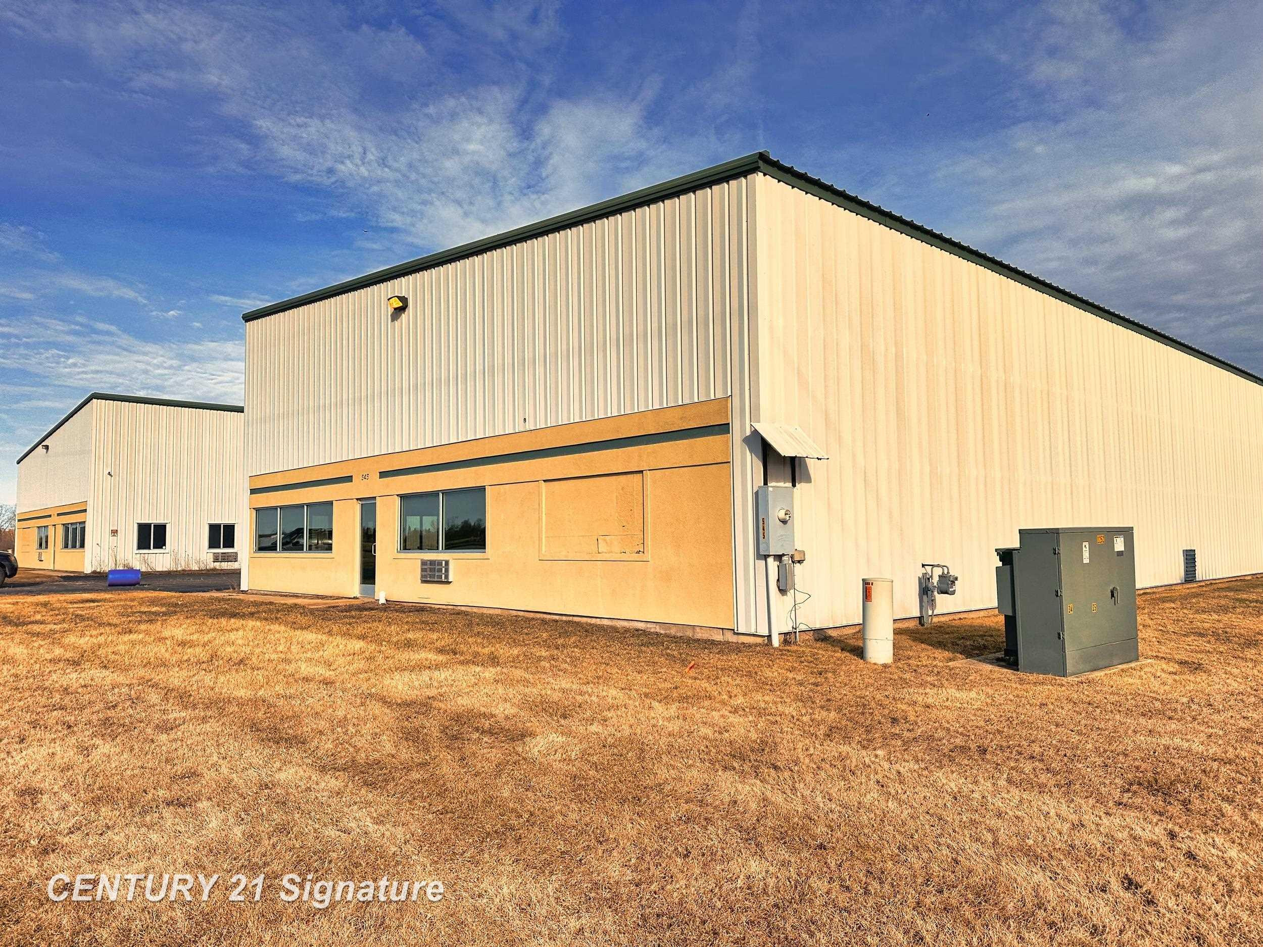 535-545 Clare Industrial Parkway, Clare, MI 48617 — Photo 20