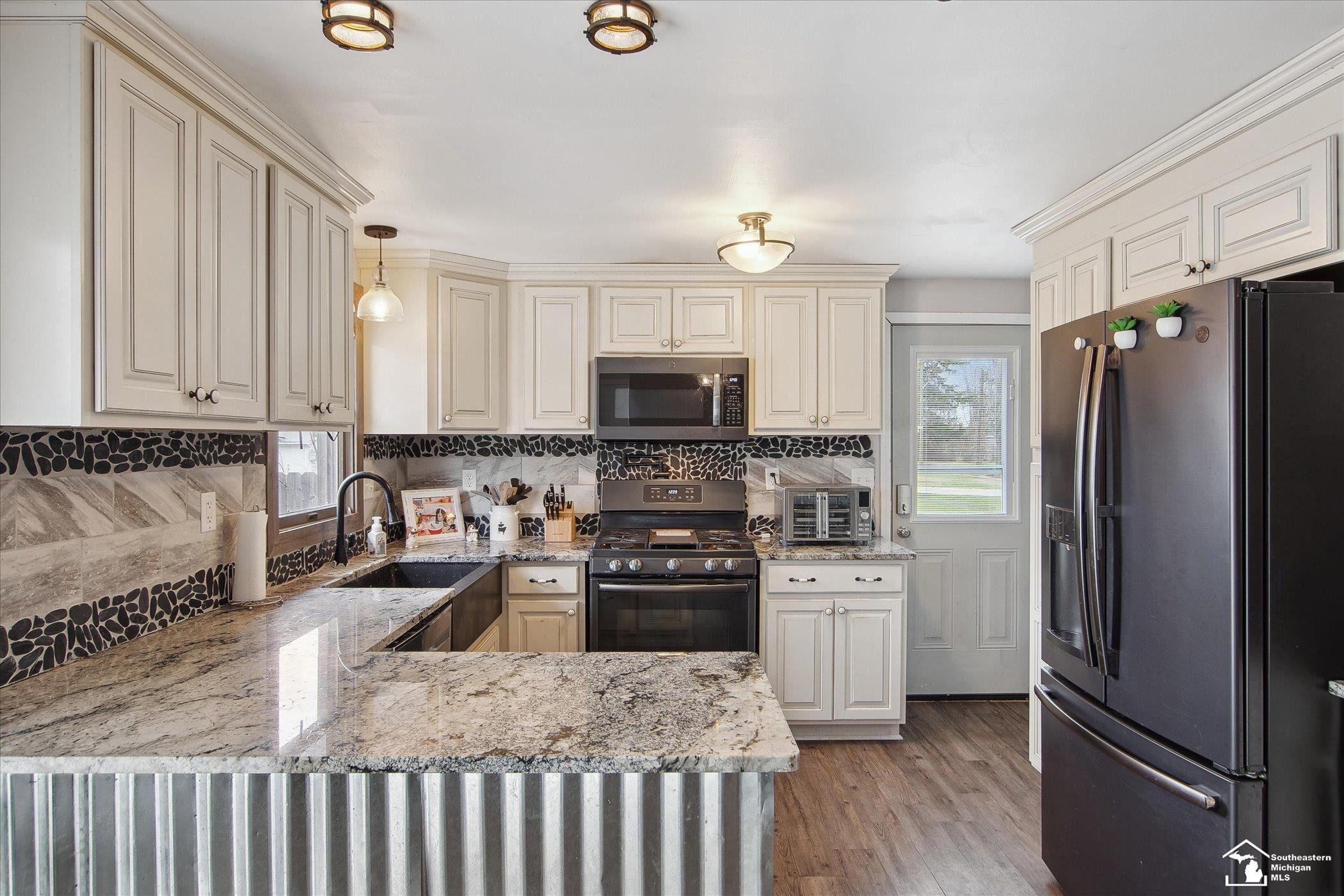 1712 Center Street, Carleton, MI 48117 — Photo 13