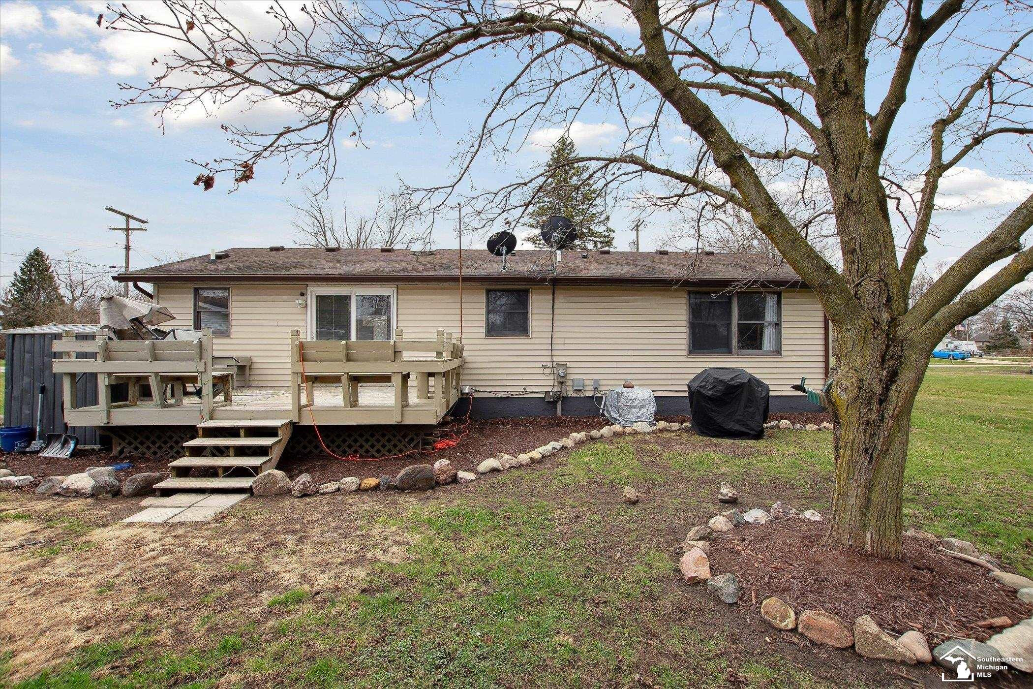 1712 Center Street, Carleton, MI 48117 — Photo 27
