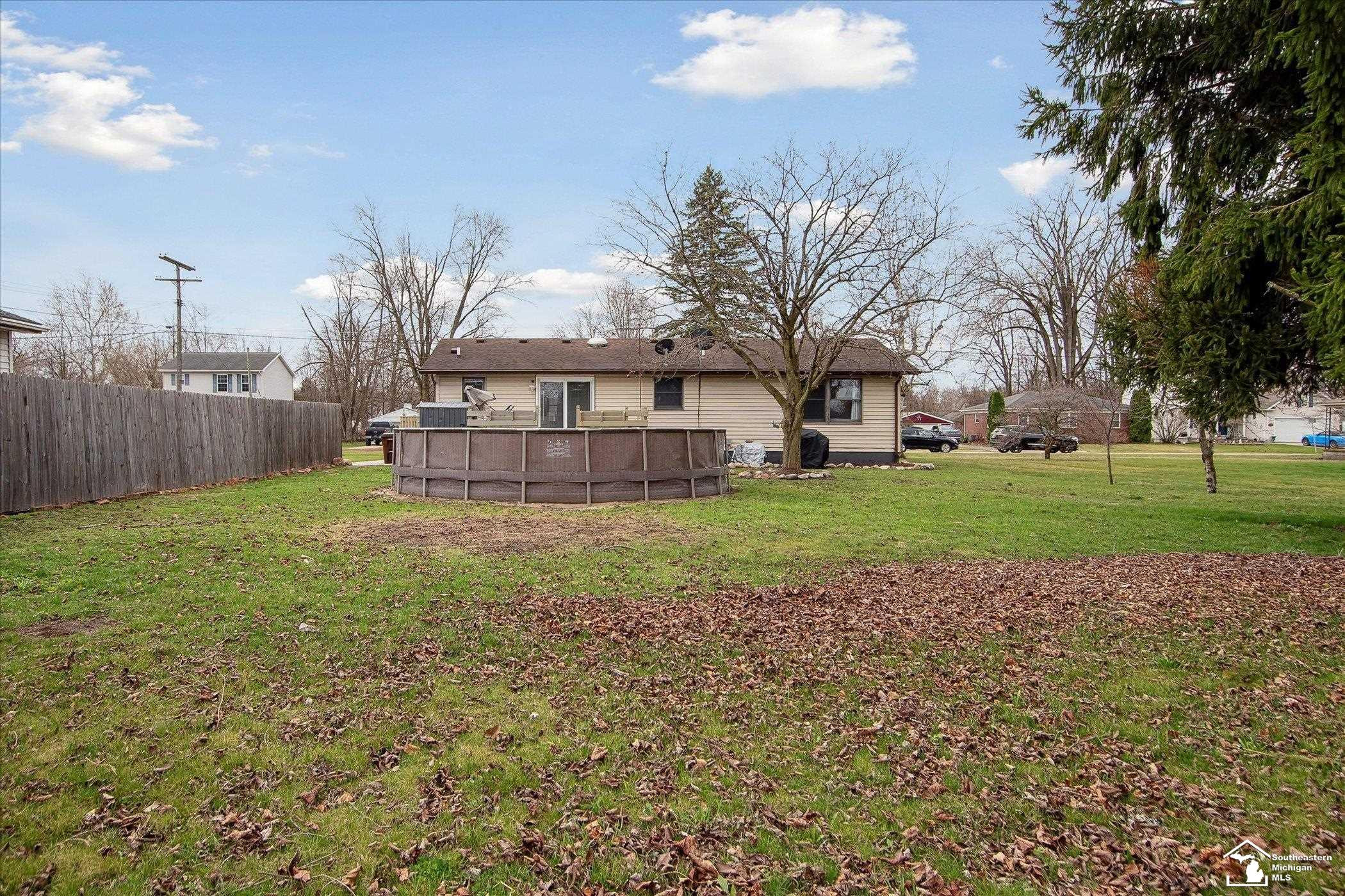 1712 Center Street, Carleton, MI 48117 — Photo 29