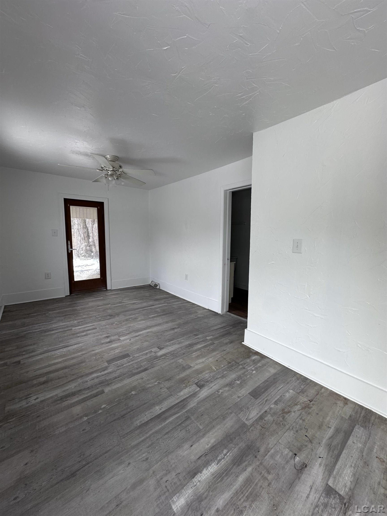 5813 W Temperance Road, MI 49267 — Photo 4