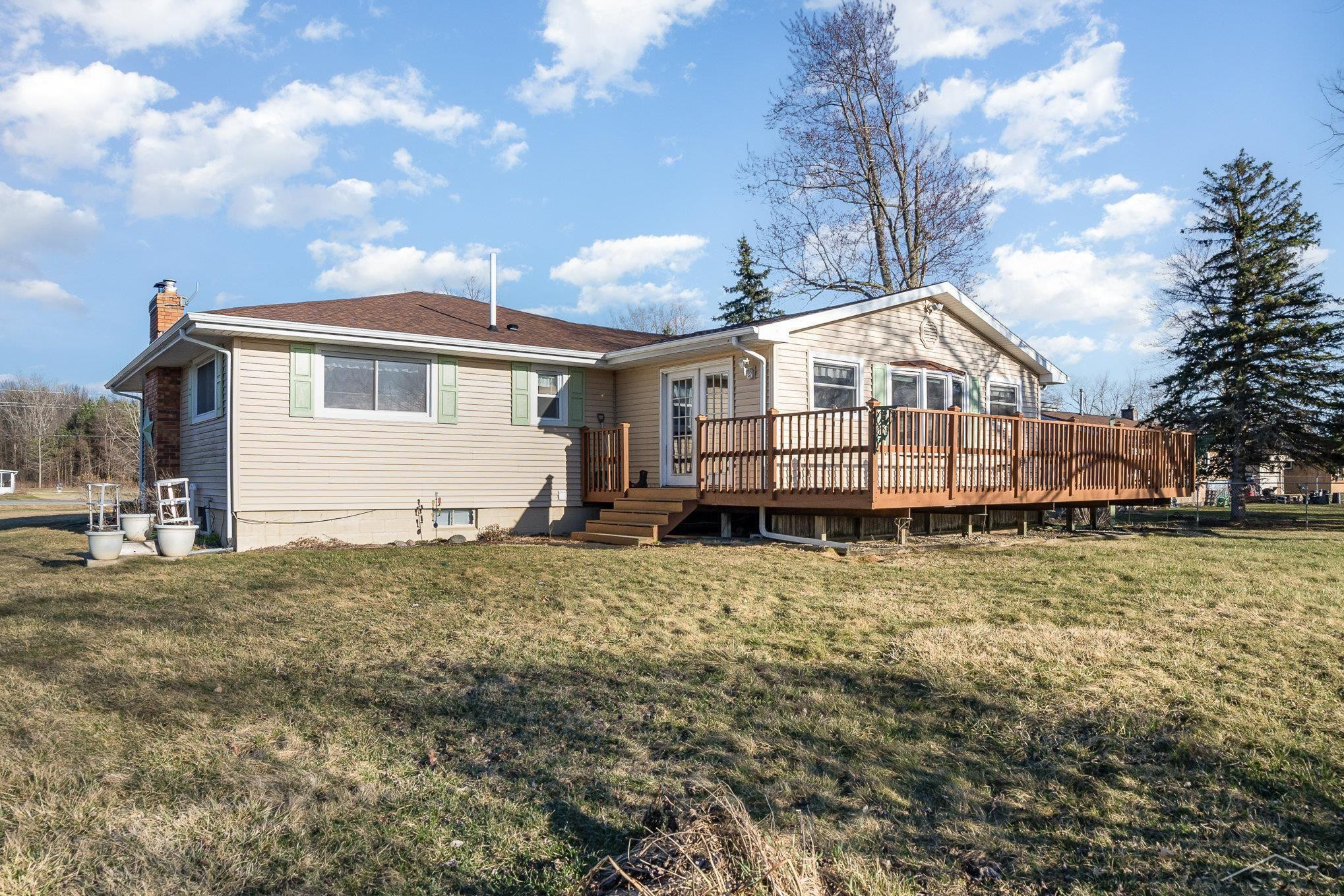 9276 East Road, Burt, MI 48417 — Photo 26