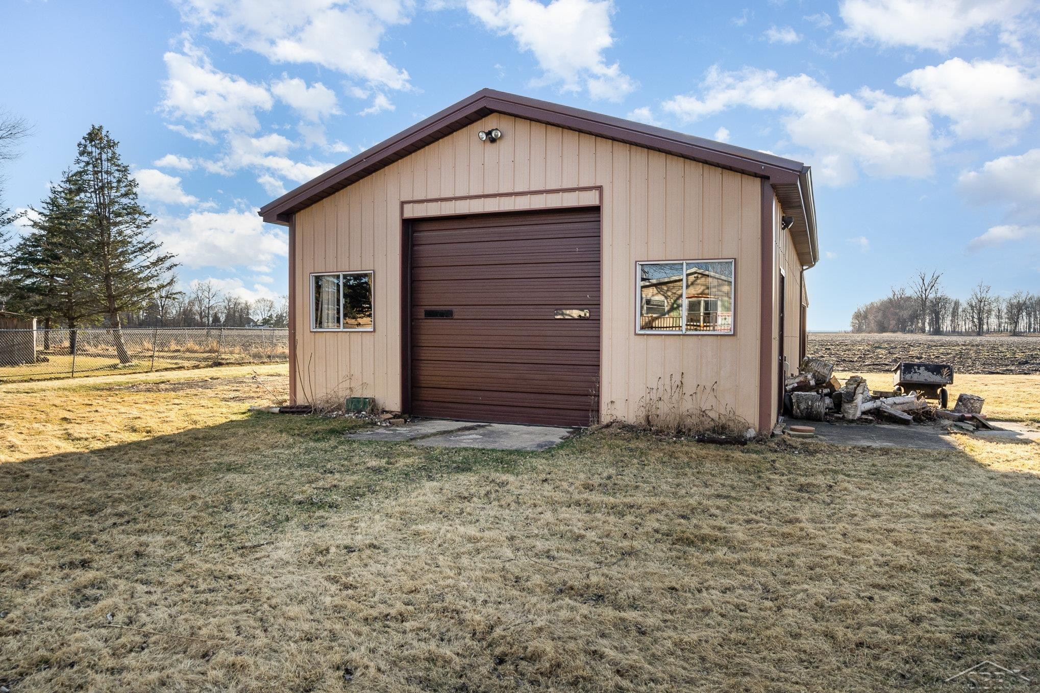 9276 East Road, Burt, MI 48417 — Photo 29