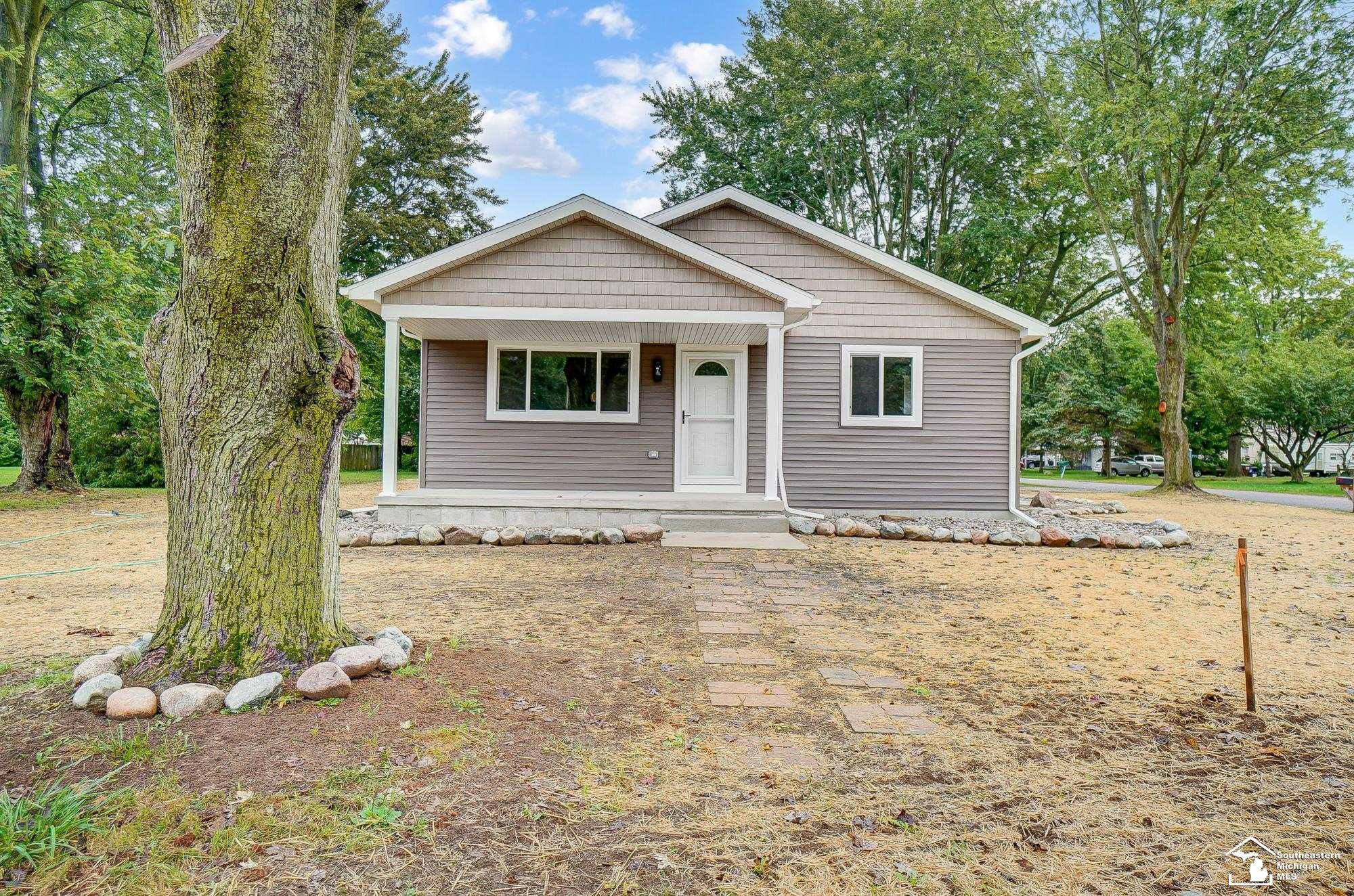 12510 Spicer Street, Carleton, MI 48117 — Photo 2