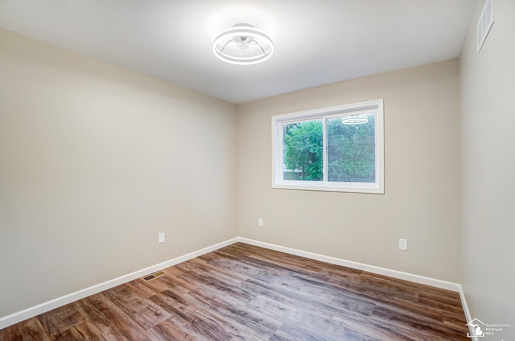12510 Spicer Street, Carleton, MI 48117 — Photo 20