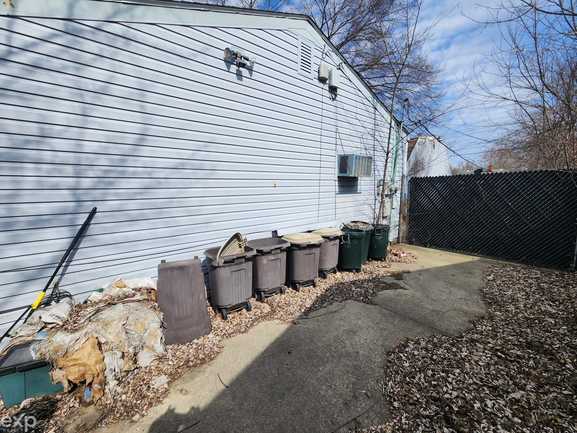 789 Gates Avenue, Ypsilanti, MI 48198 — Photo 3