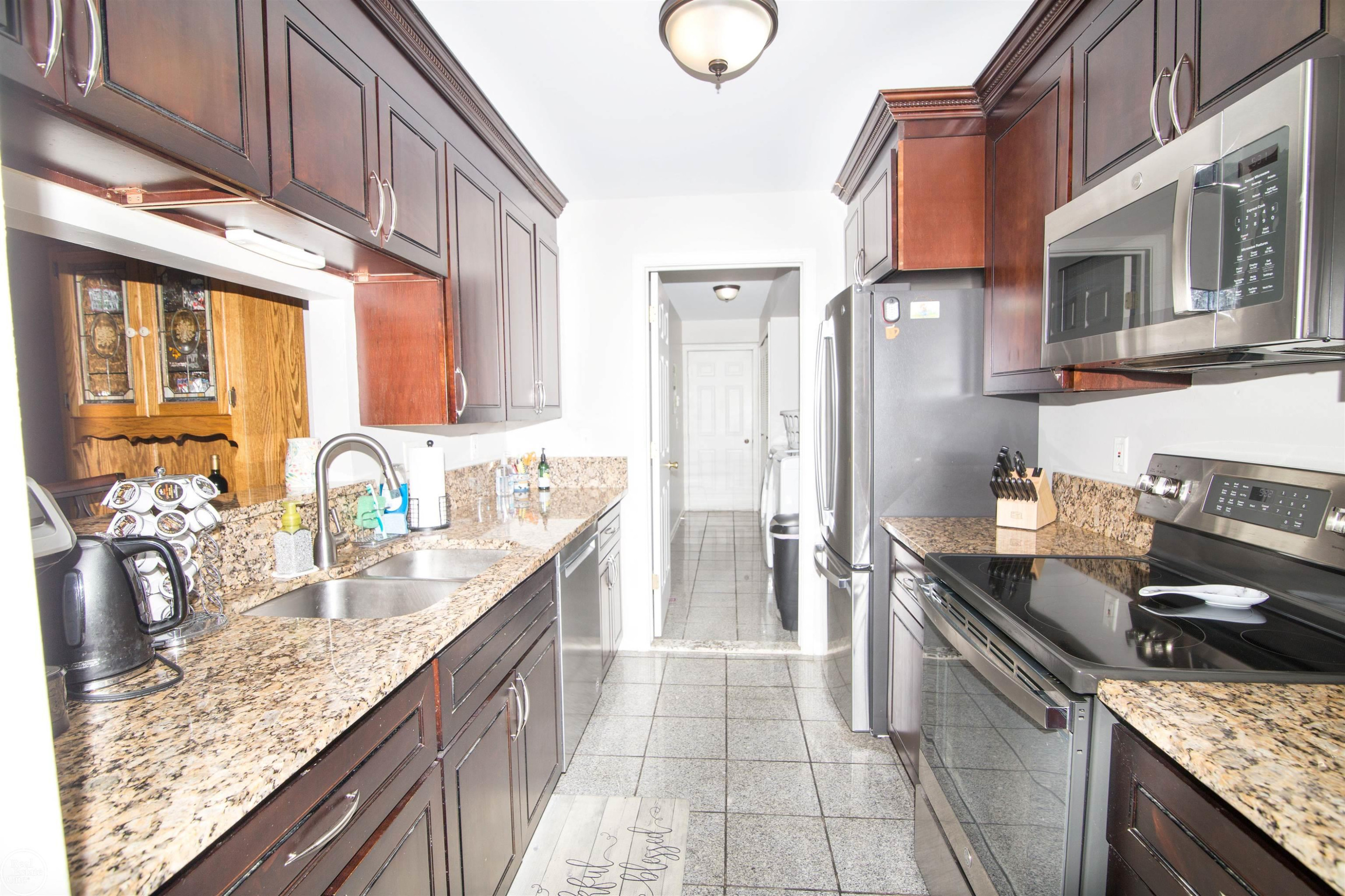 44837 Marigold Drive, Sterling Heights, MI 48314 — Photo 11
