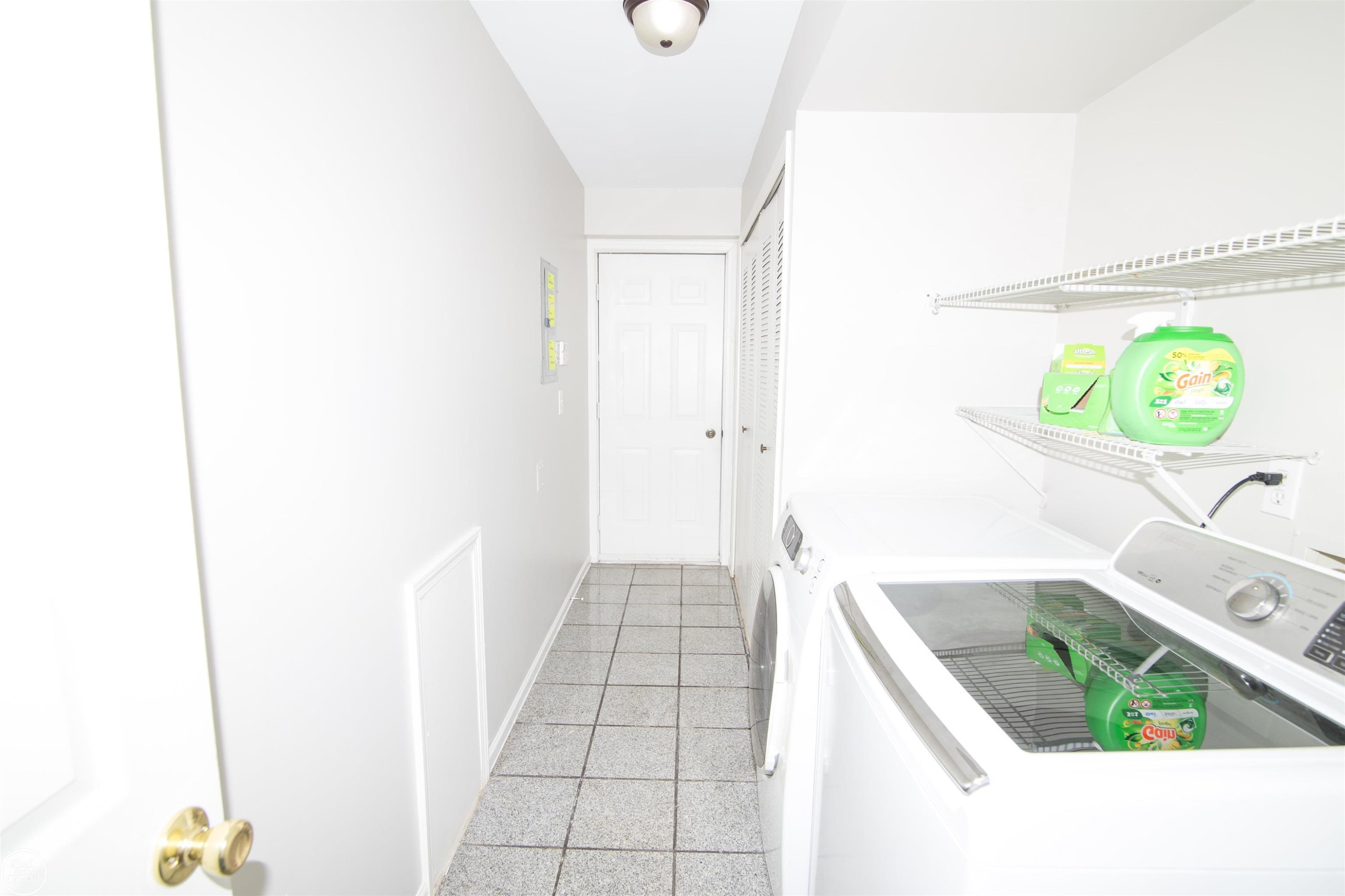 44837 Marigold Drive, Sterling Heights, MI 48314 — Photo 22