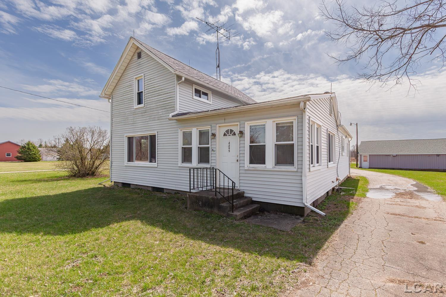 4295 Demings Lake Road, Adrian, MI 49221 — Photo 11