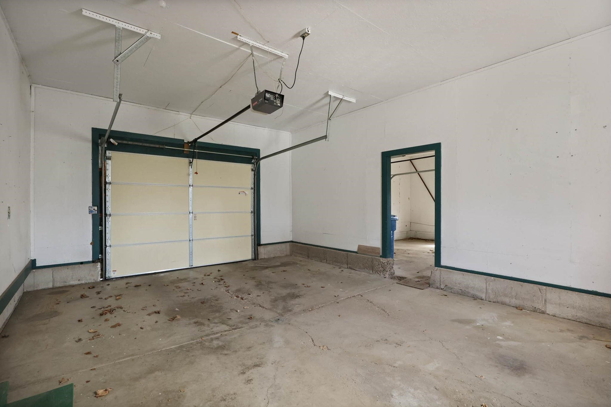 416 Orchard Street, MI 48744 — Photo 28