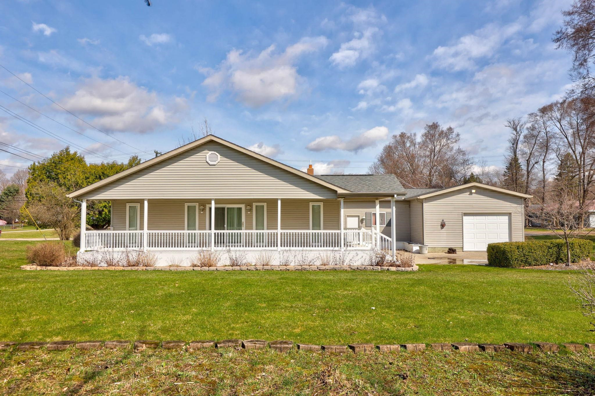 416 Orchard Street, MI 48744 — Photo 34
