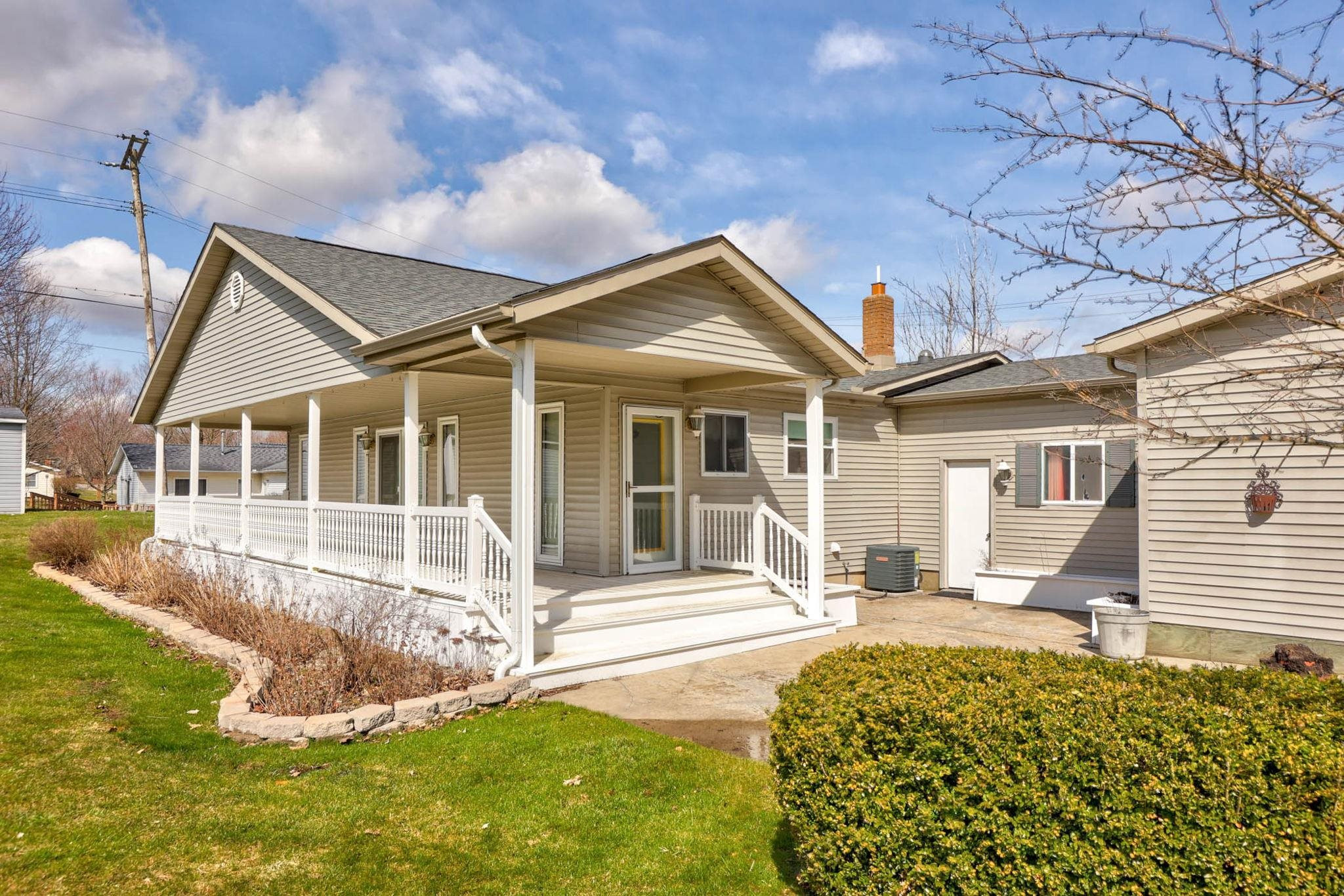 416 Orchard Street, MI 48744 — Photo 36