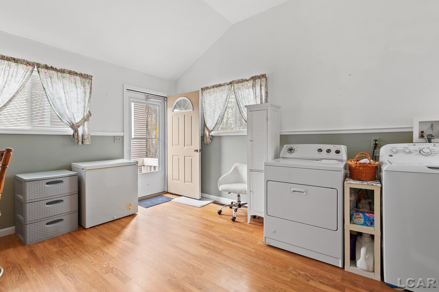 1247 Seneca Street, Adrian, MI 49221 — Photo 18