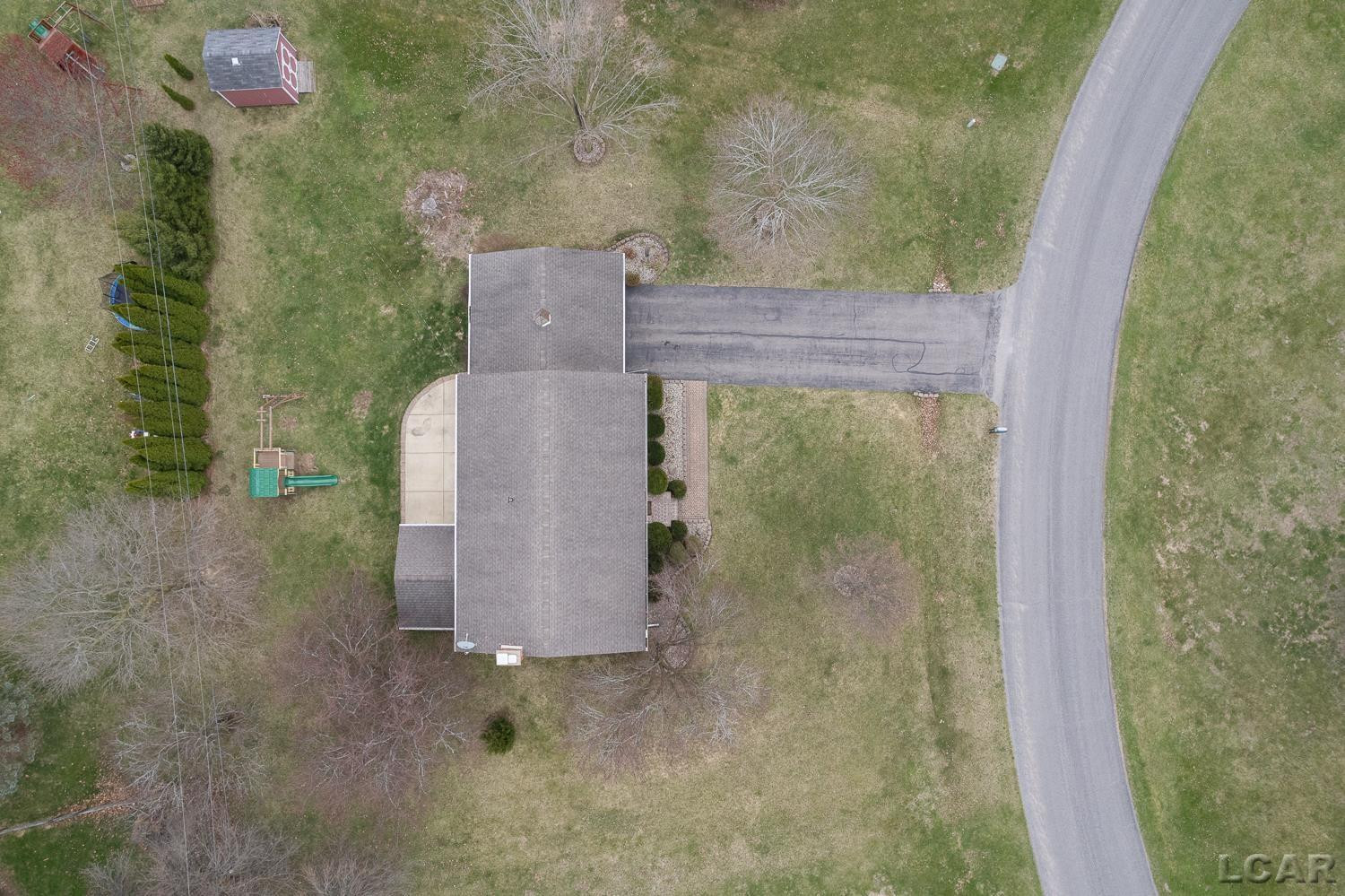 8727 Hawthorne Drive, Tecumseh, MI 49286 — Photo 54